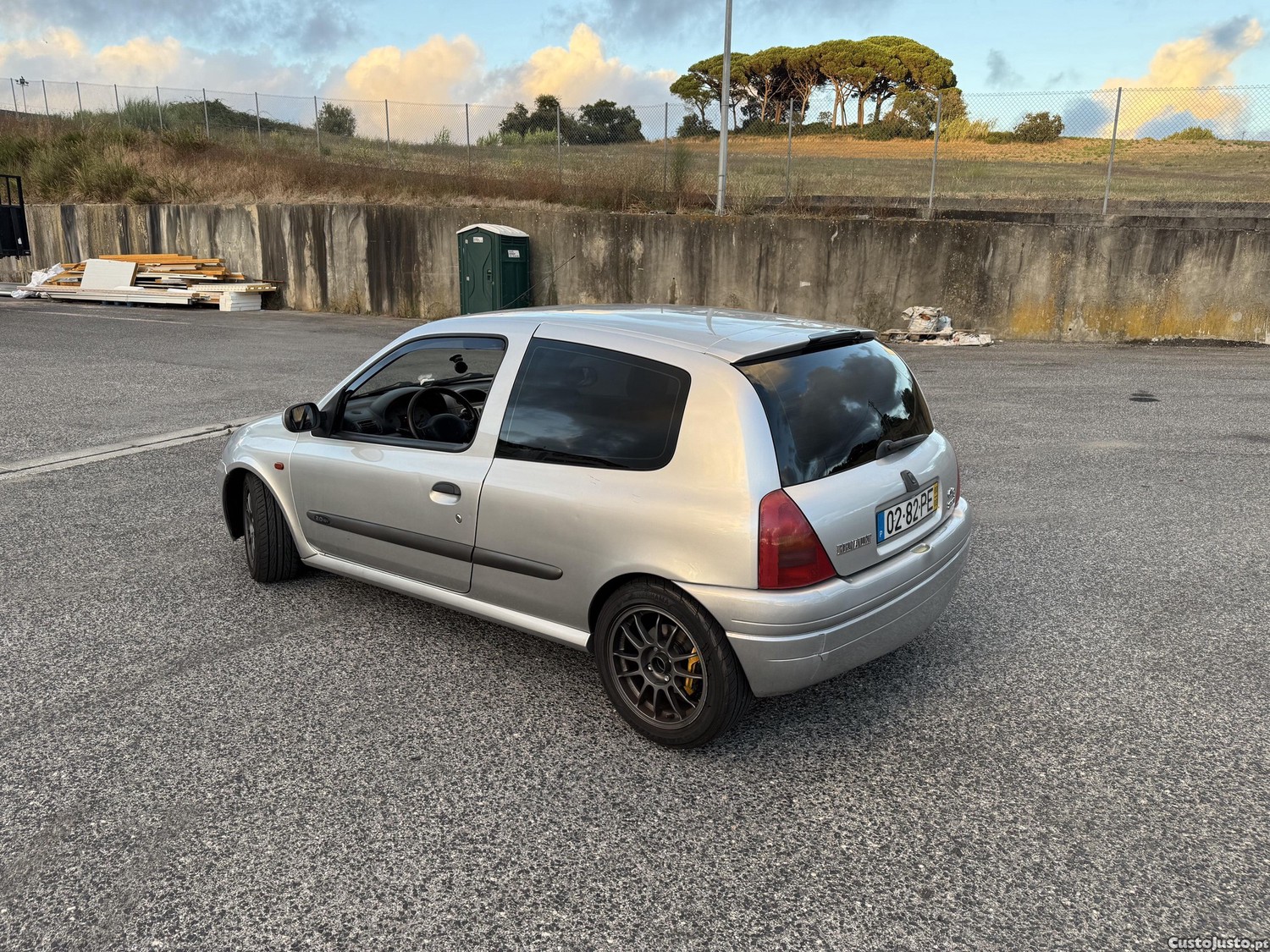 Renault Clio 2.0 Sport — fotografia 5