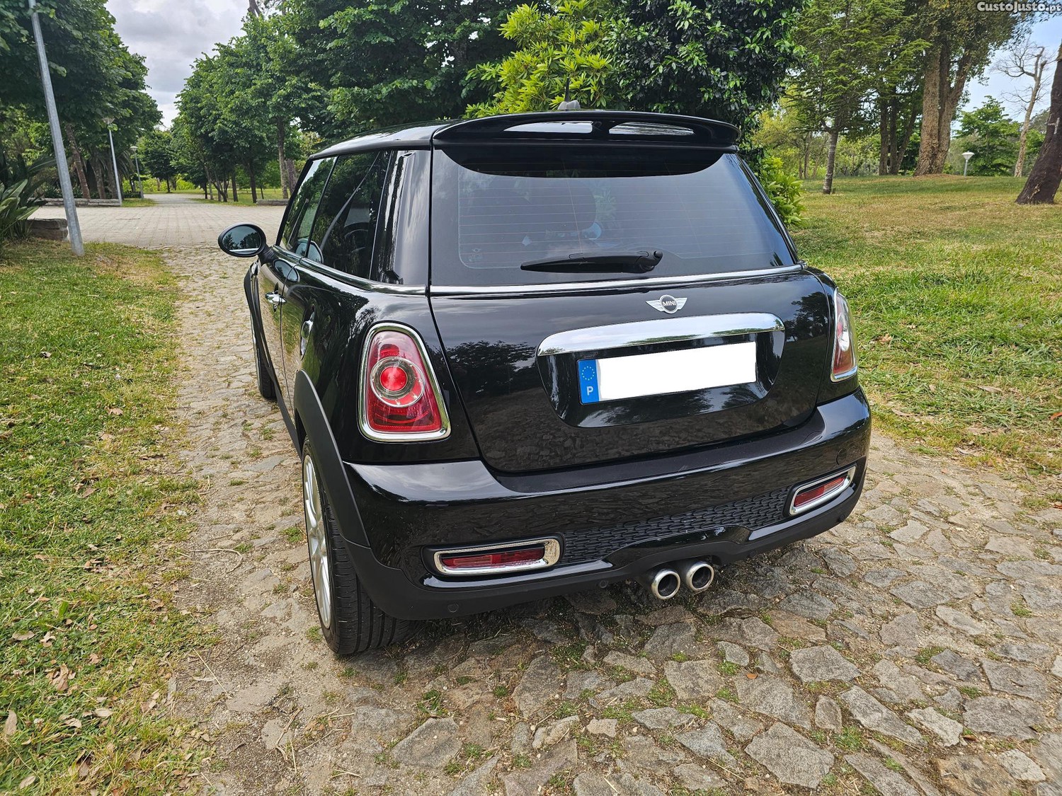 MINI Cooper SD GPS JohnWorks 143cv 2000CC — fotografia 5