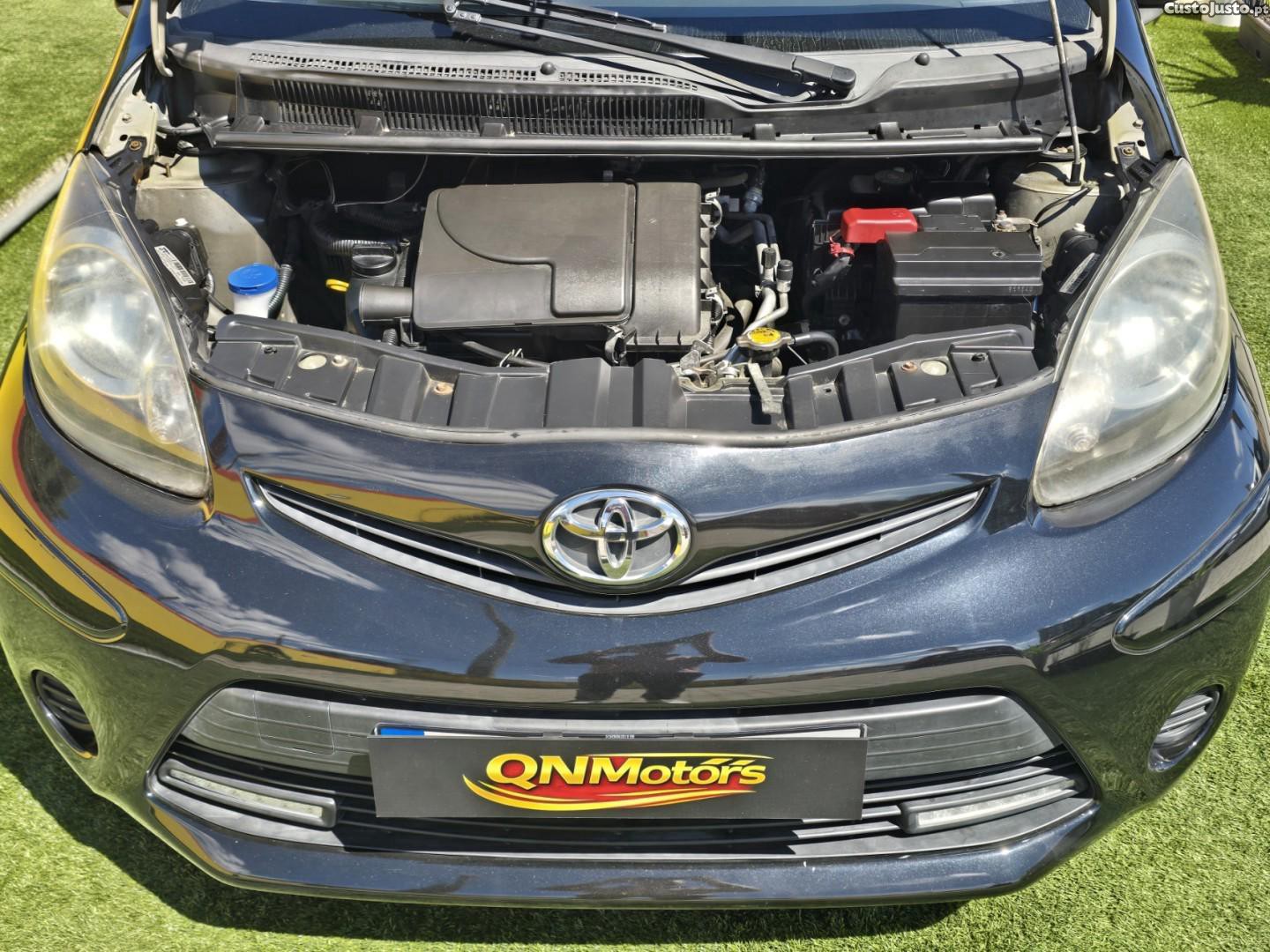 Toyota Aygo Cool — fotografia 12