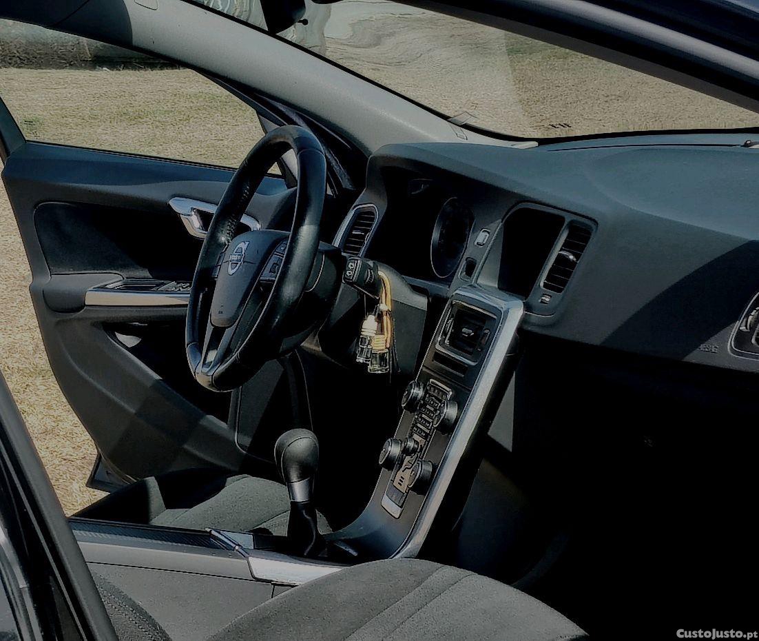Volvo V60 D2 — fotografia 7