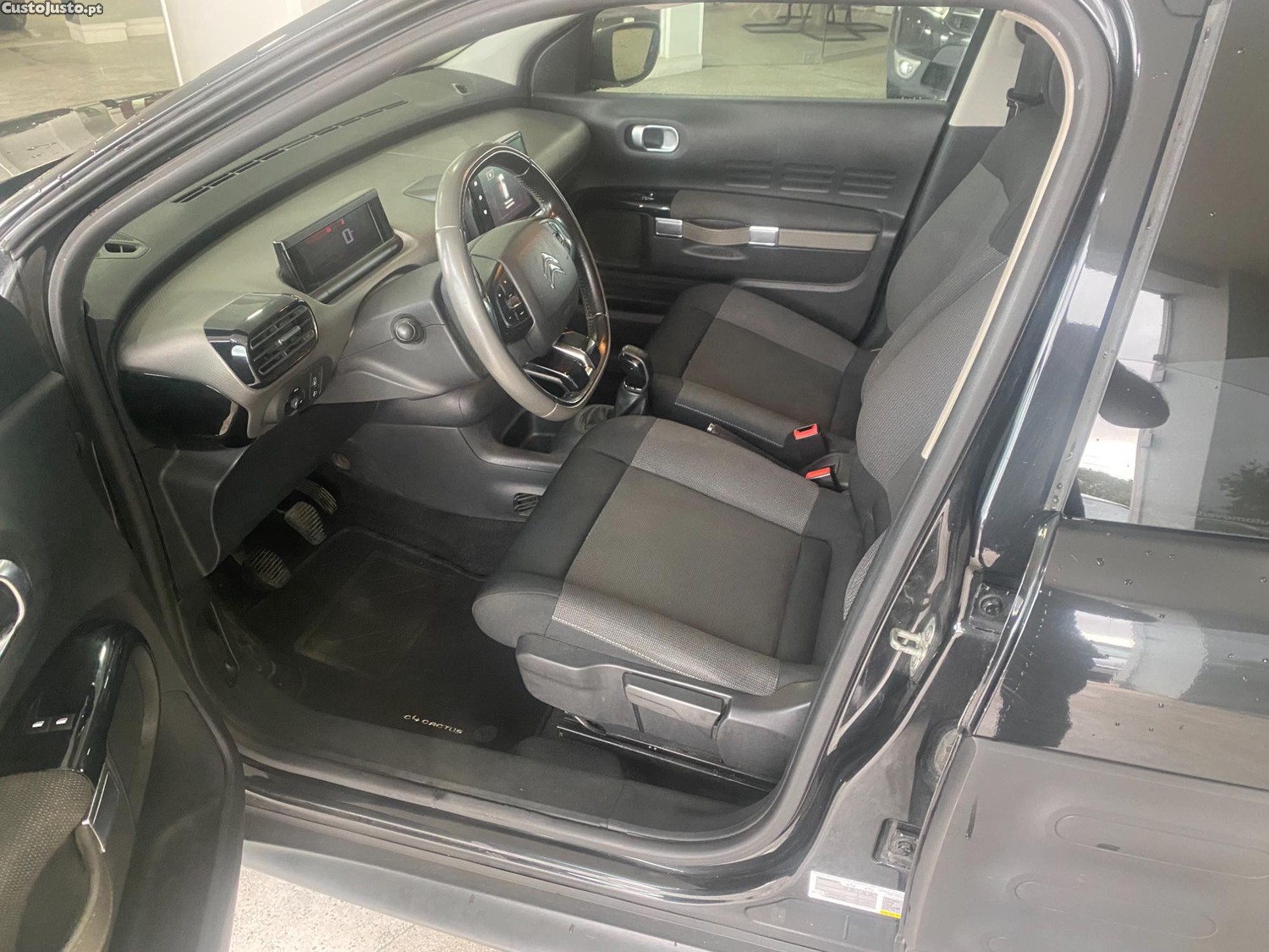 Citroën C4 Cactus 1.2 "Feel" - 17 — photo 5