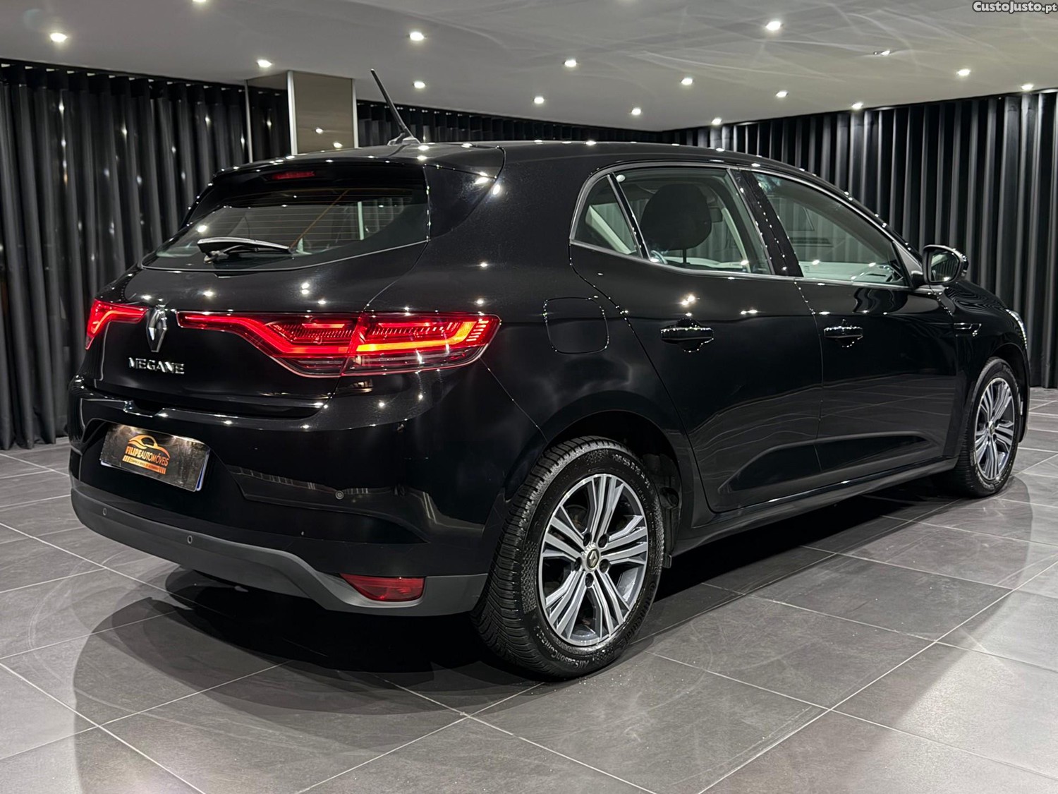 Renault Mégane 1.5 Blue dCi Intens — fotografia 18
