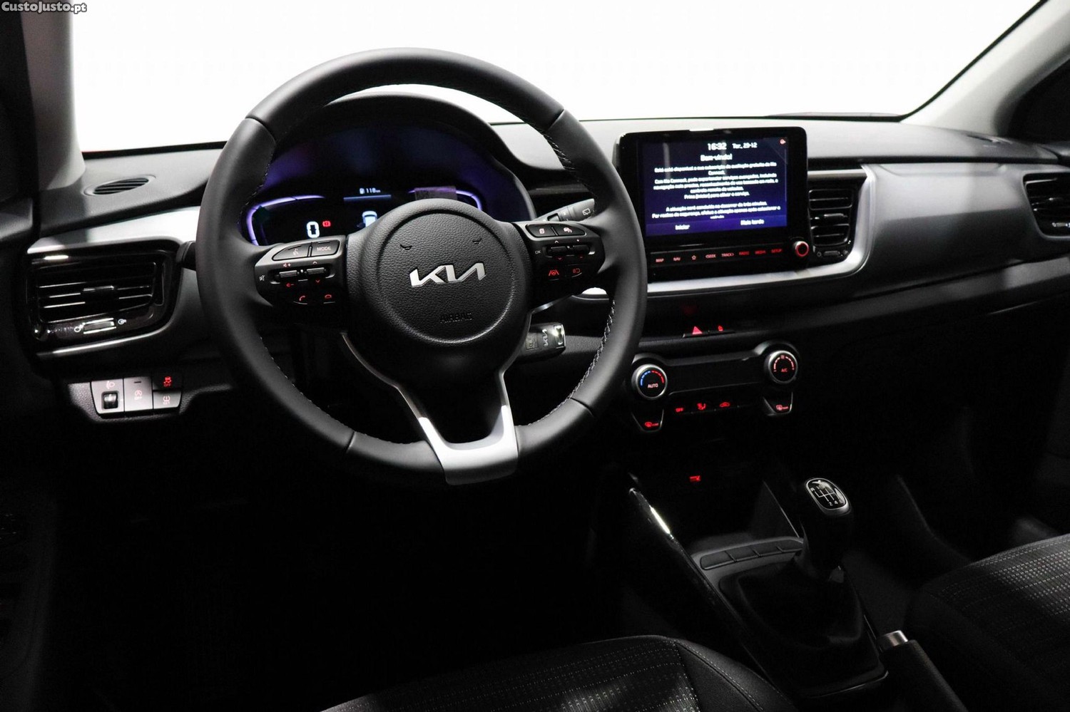Kia Stonic 1.0 T-GDI Drive — fotografia 13