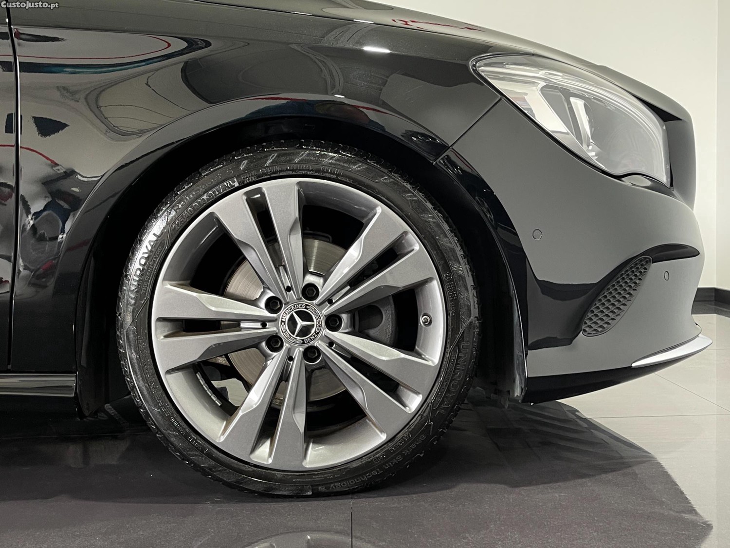 Mercedes-Benz CLA 180 D SHOOTING BRAKE URBAN 109 CV - NACIONAL — fotografia 5