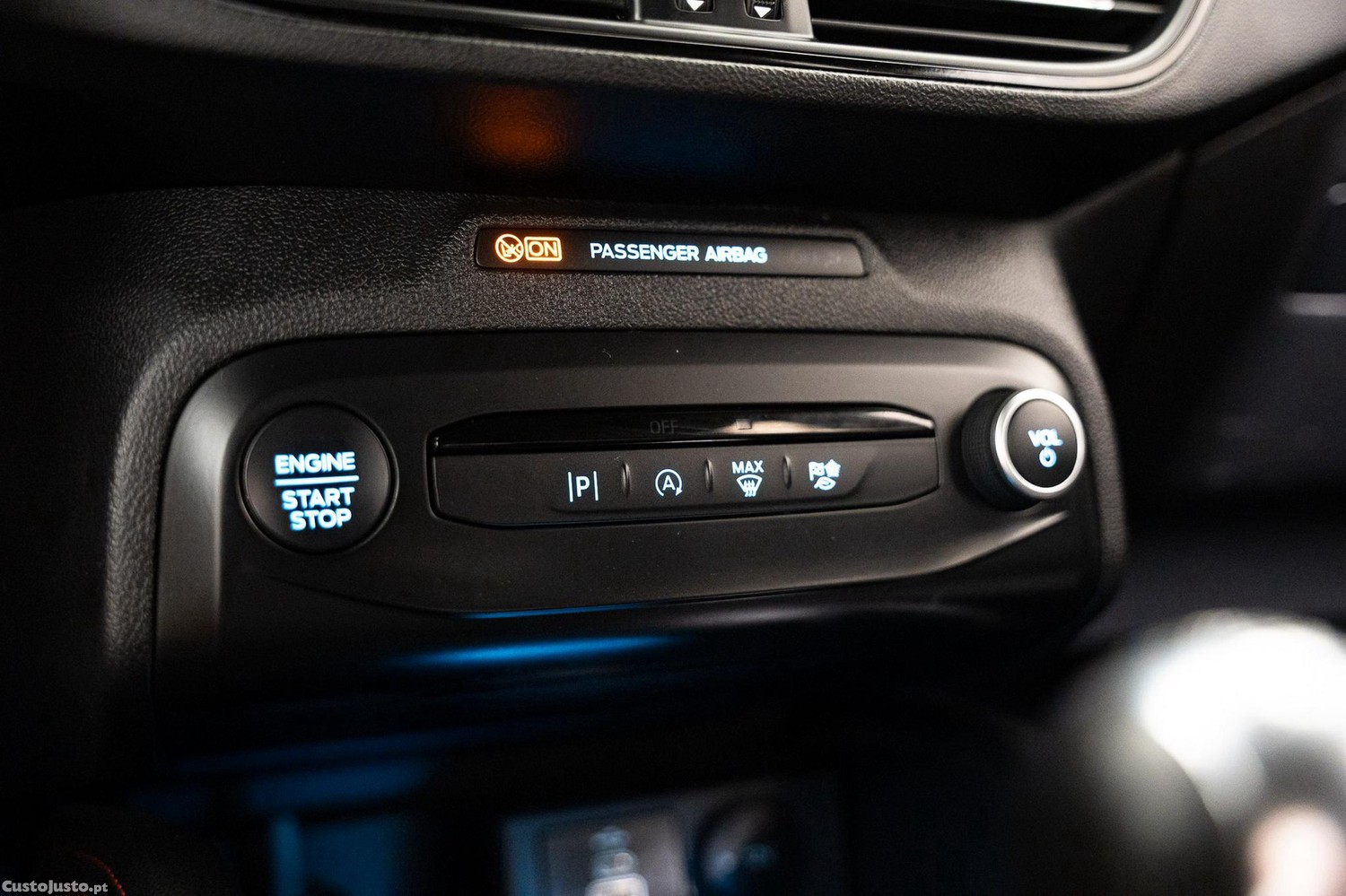 Ford Focus SW 1.0 EcoBoost MHEV ST-Line X — fotografia 8