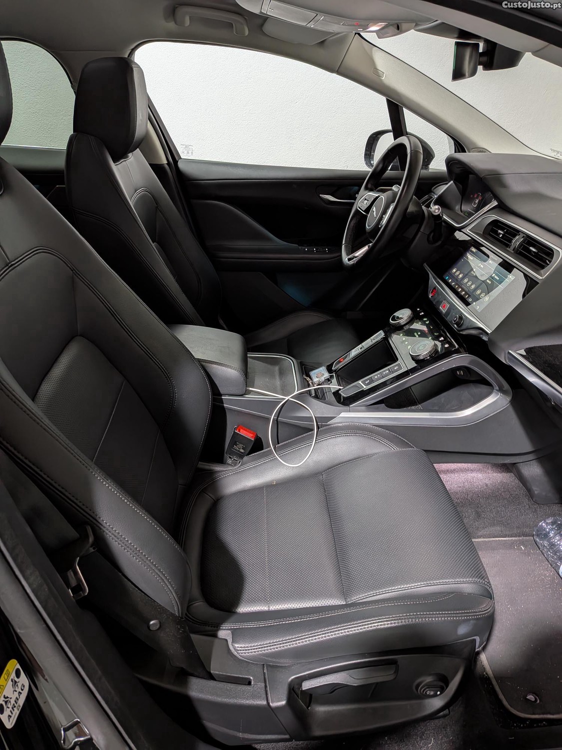 Jaguar I-Pace EV400 — fotografia 6