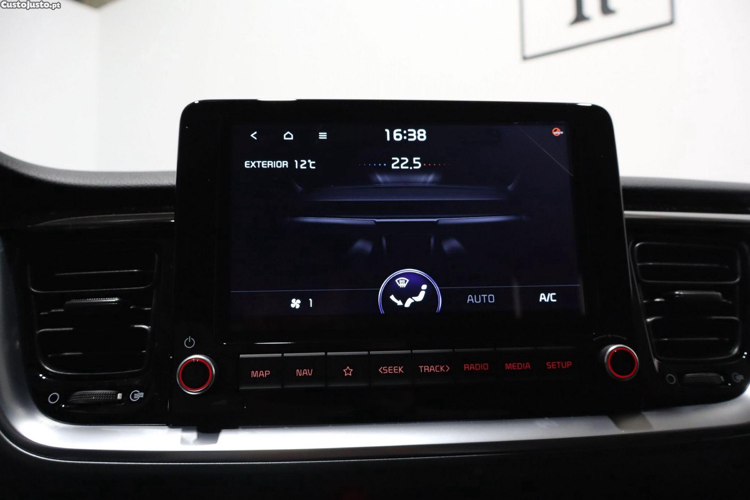 Kia Stonic 1.0 T-GDI Drive — fotografia 4