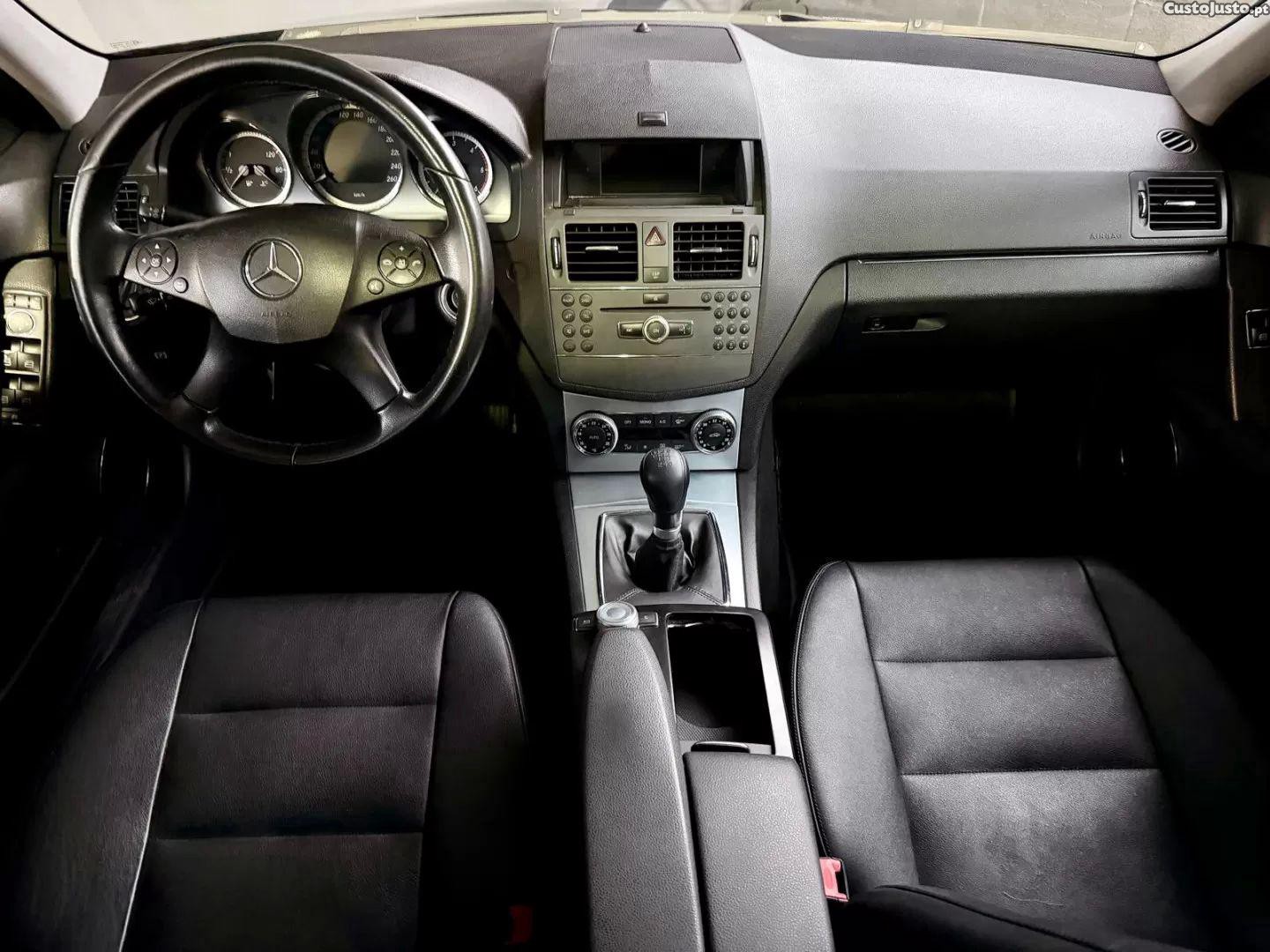 Mercedes-Benz C 220 D avantgarde — fotografia 8