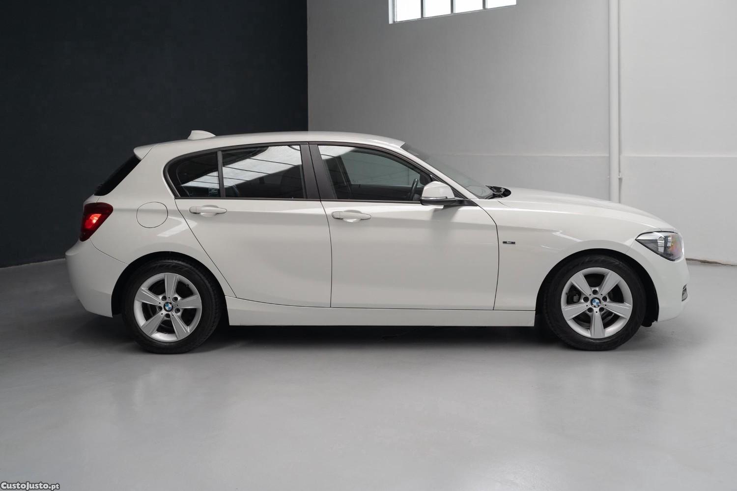 BMW 116 d EDynamics Line Sport — fotografia 16