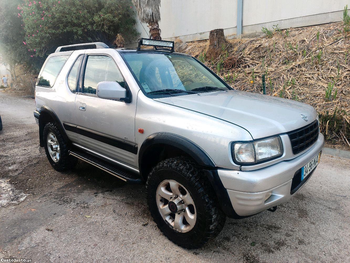 Opel Frontera 2.2 Dti Sport RS cabrio — fotografia 6
