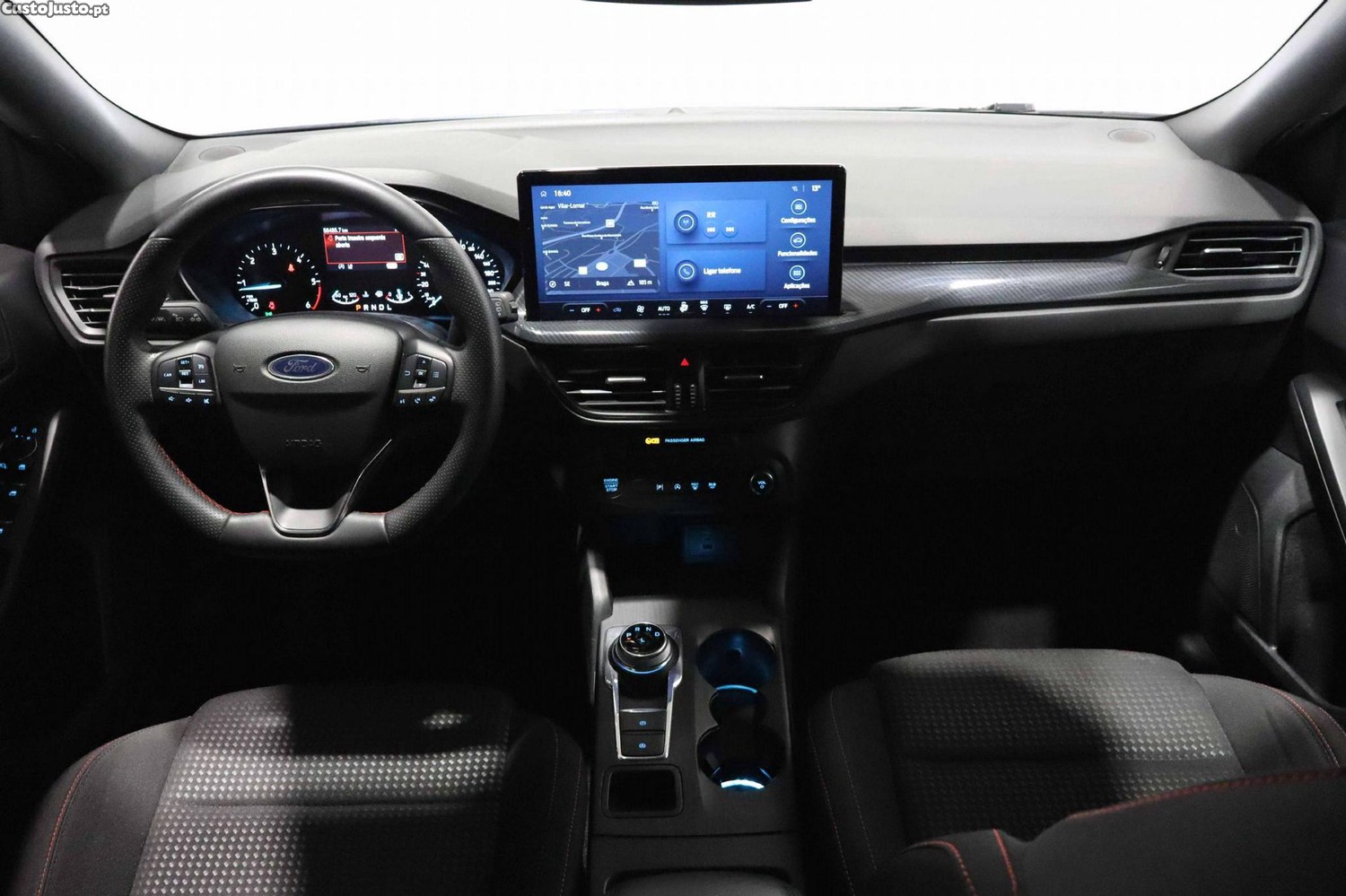 Ford Focus 1.5 TDCi ECOBlue ST-Line Aut. — fotografia 11