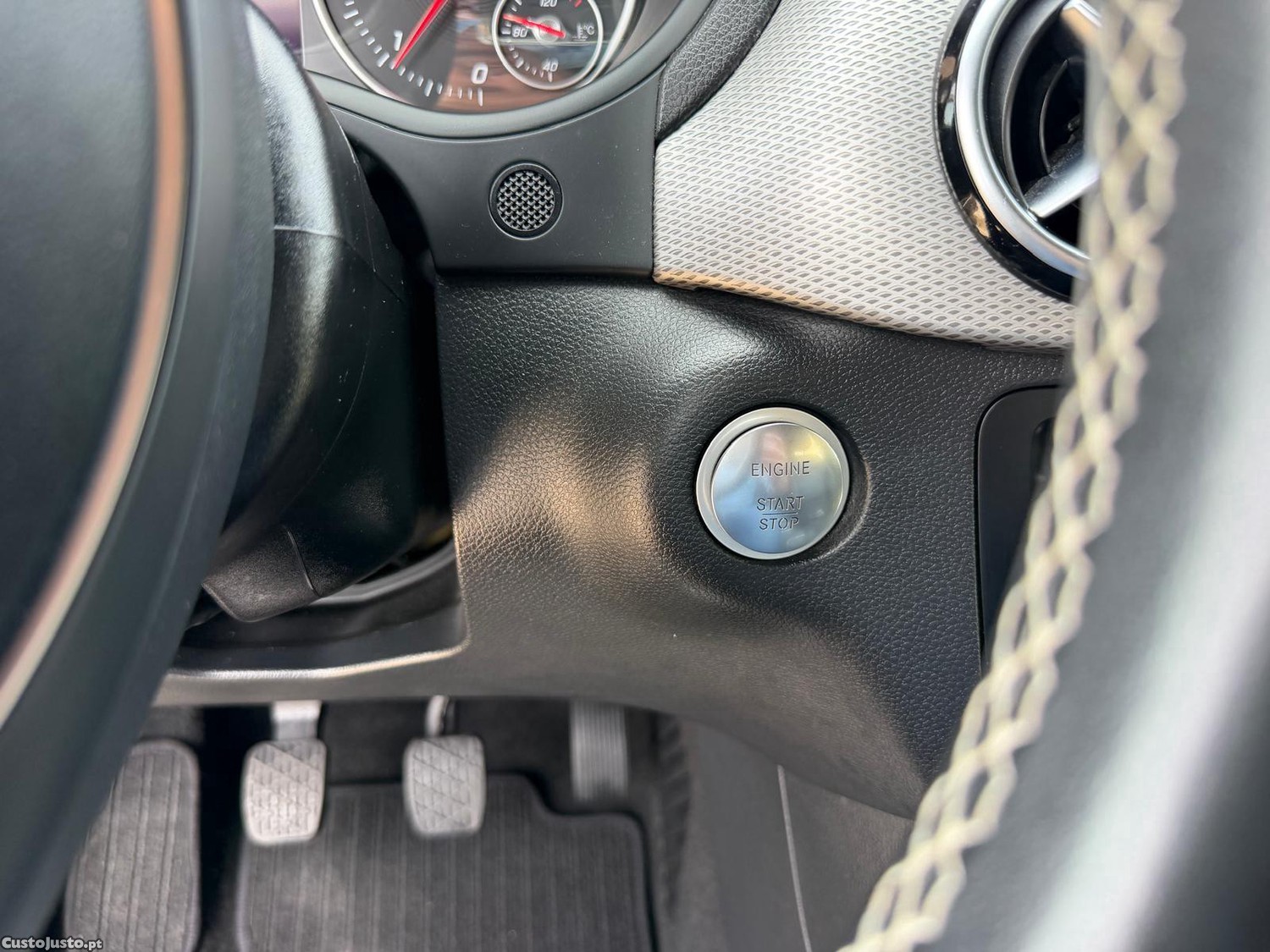 Mercedes-Benz B 180 d Urban — fotografia 6