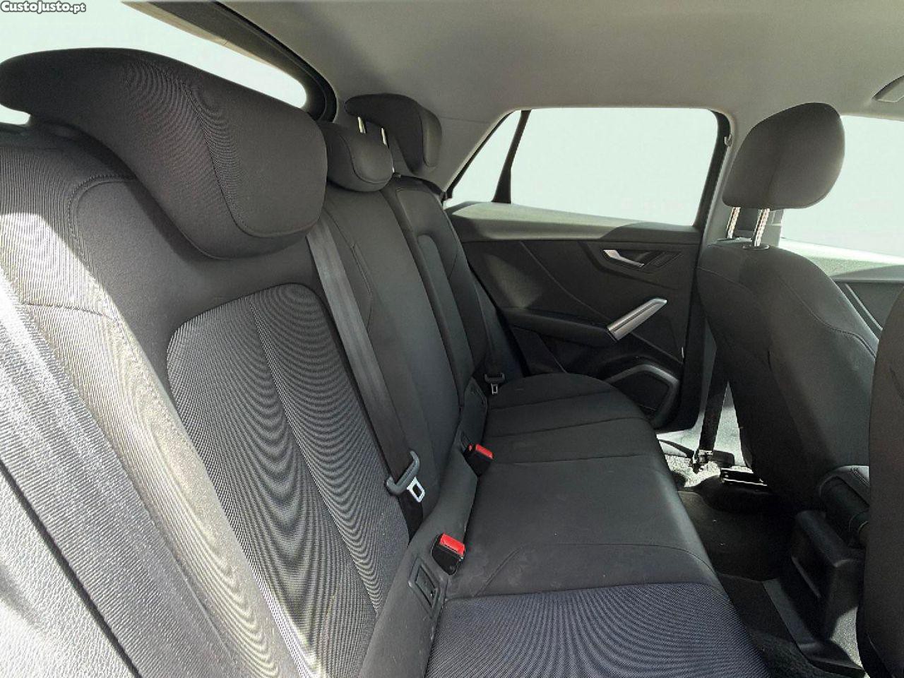 Audi Q2 30 TFSI Advanced — fotografia 5