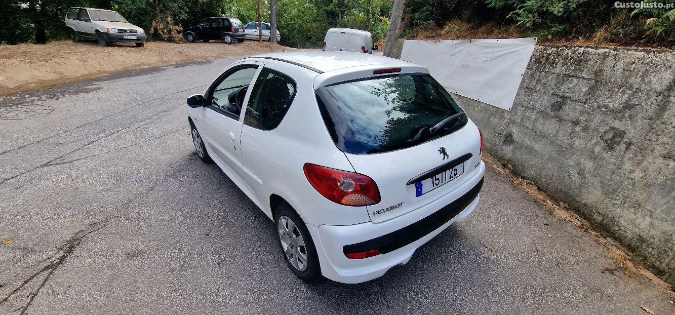 Peugeot 206 1.4 HDI — fotografia 5