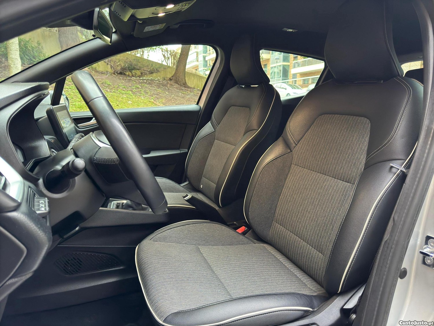 Renault Clio 1.5 Blue dCi Limited — fotografia 9