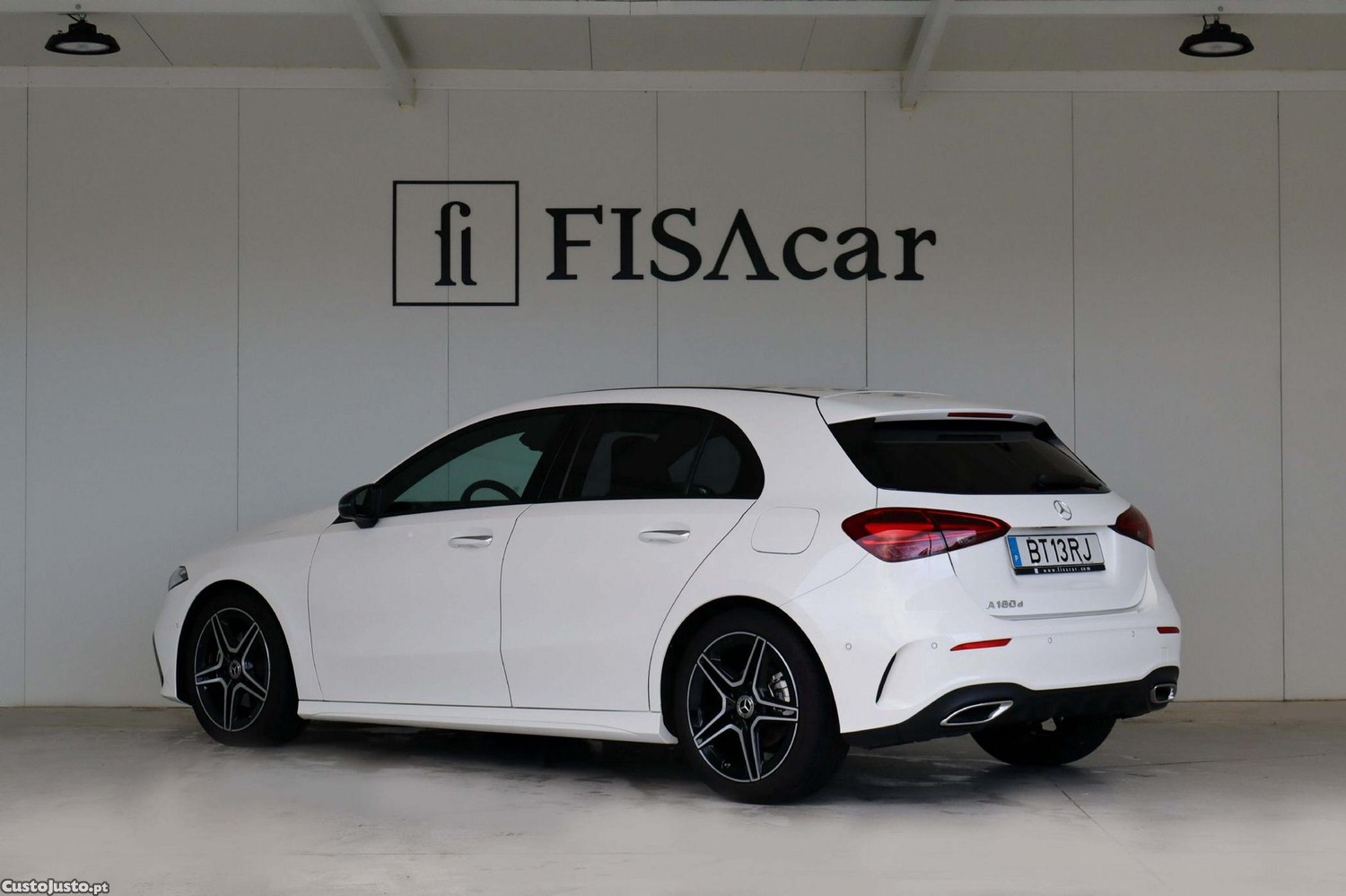 Mercedes-Benz A 180 d — fotografia 21