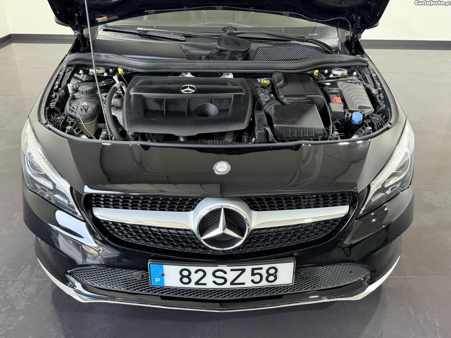 Mercedes-Benz CLA 180 D SHOOTING BRAKE URBAN 109 CV - NACIONAL — fotografia 3