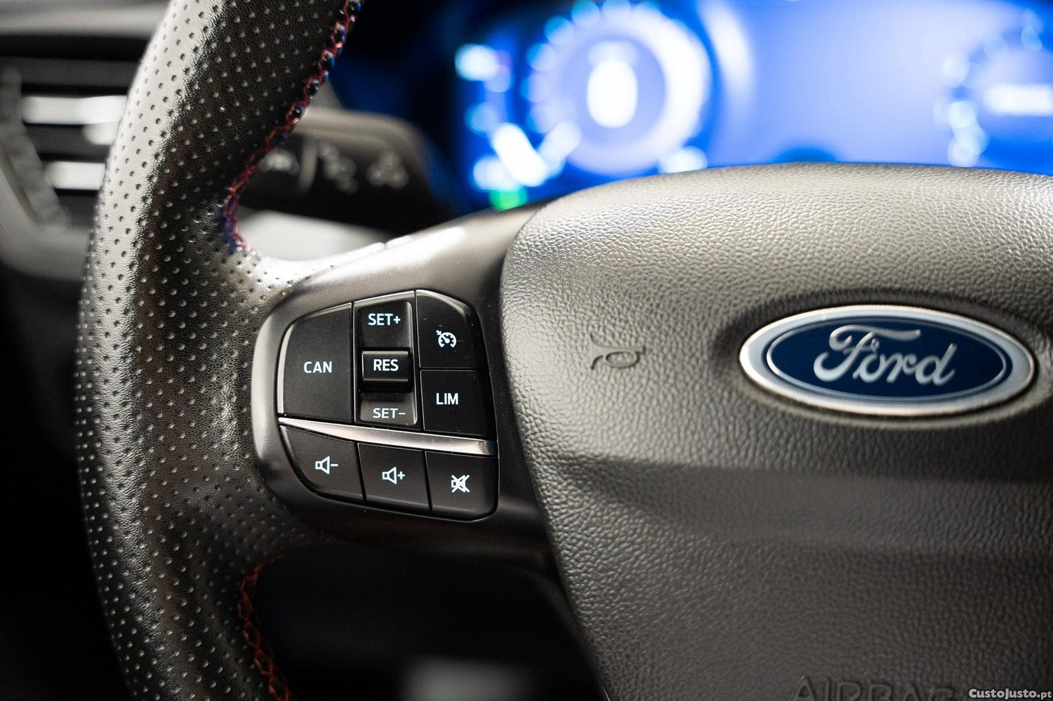 Ford Focus SW 1.0 EcoBoost MHEV ST-Line X — fotografia 5