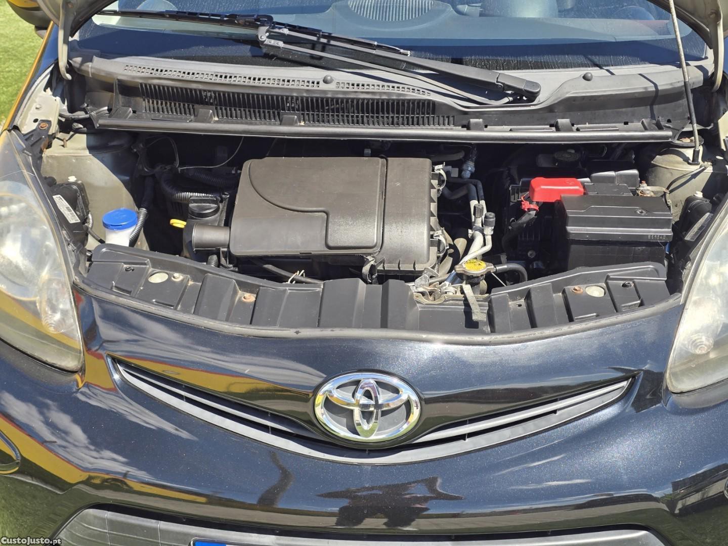 Toyota Aygo Cool — fotografia 11
