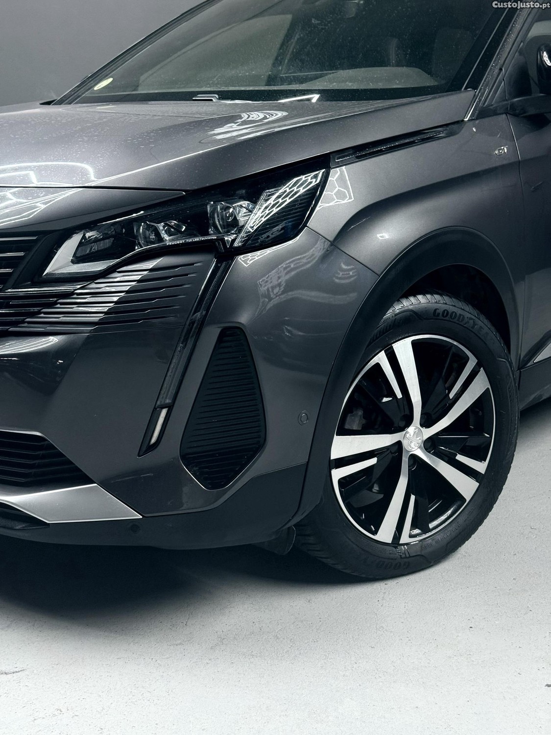 Peugeot 5008 Gt teto panorâmico - 22 foto 3