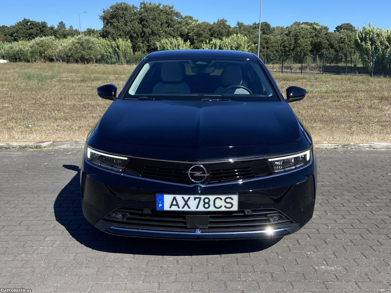 Opel Astra 1.2 T Elegance — fotografia 9