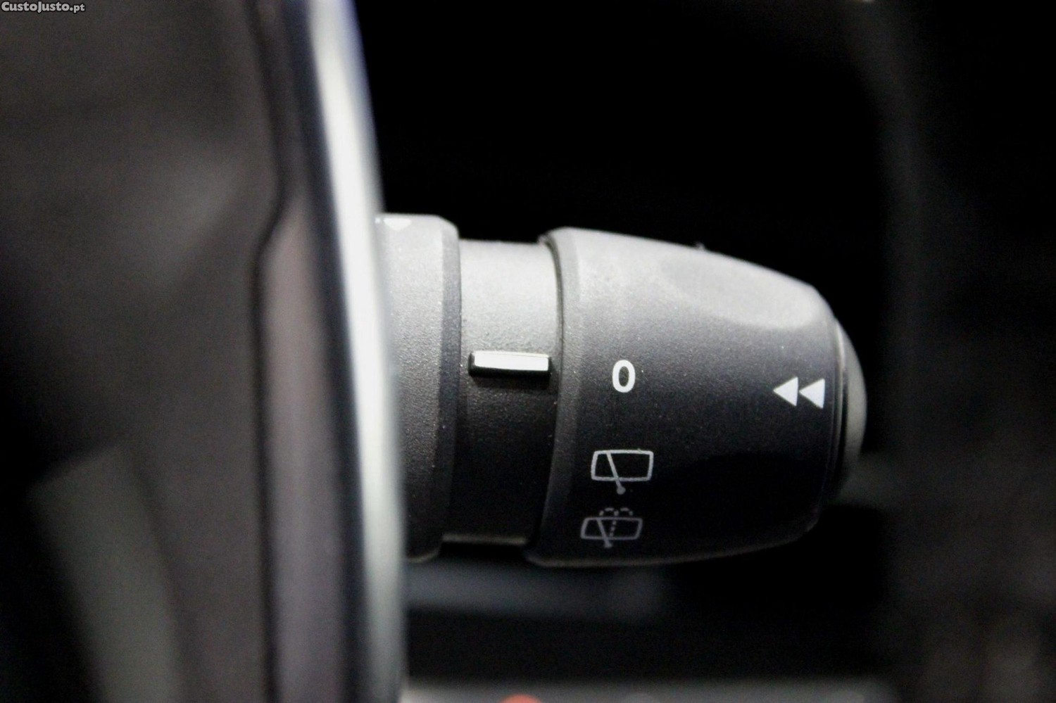 Peugeot 2008 1.5 BlueHDi Allure Pack EAT8 — fotografia 11