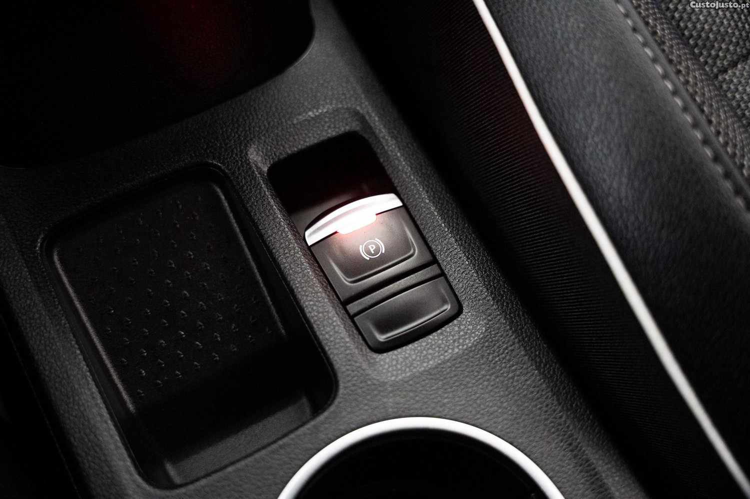 Renault Captur 1.0 TCe Exclusive — fotografia 5