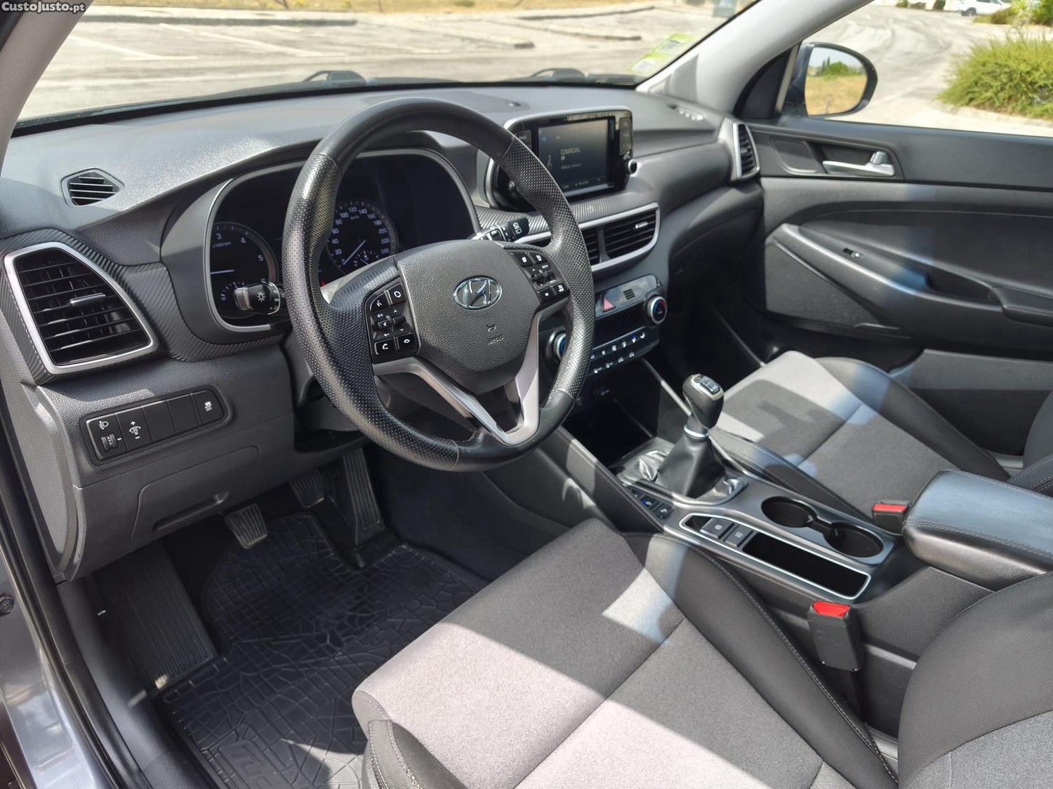 Hyundai Tucson PREMIUM — fotografia 3