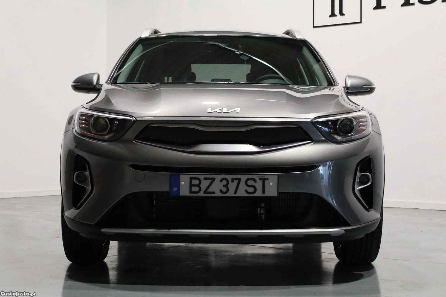 Kia Stonic 1.0 T-GDI Drive — fotografia 29