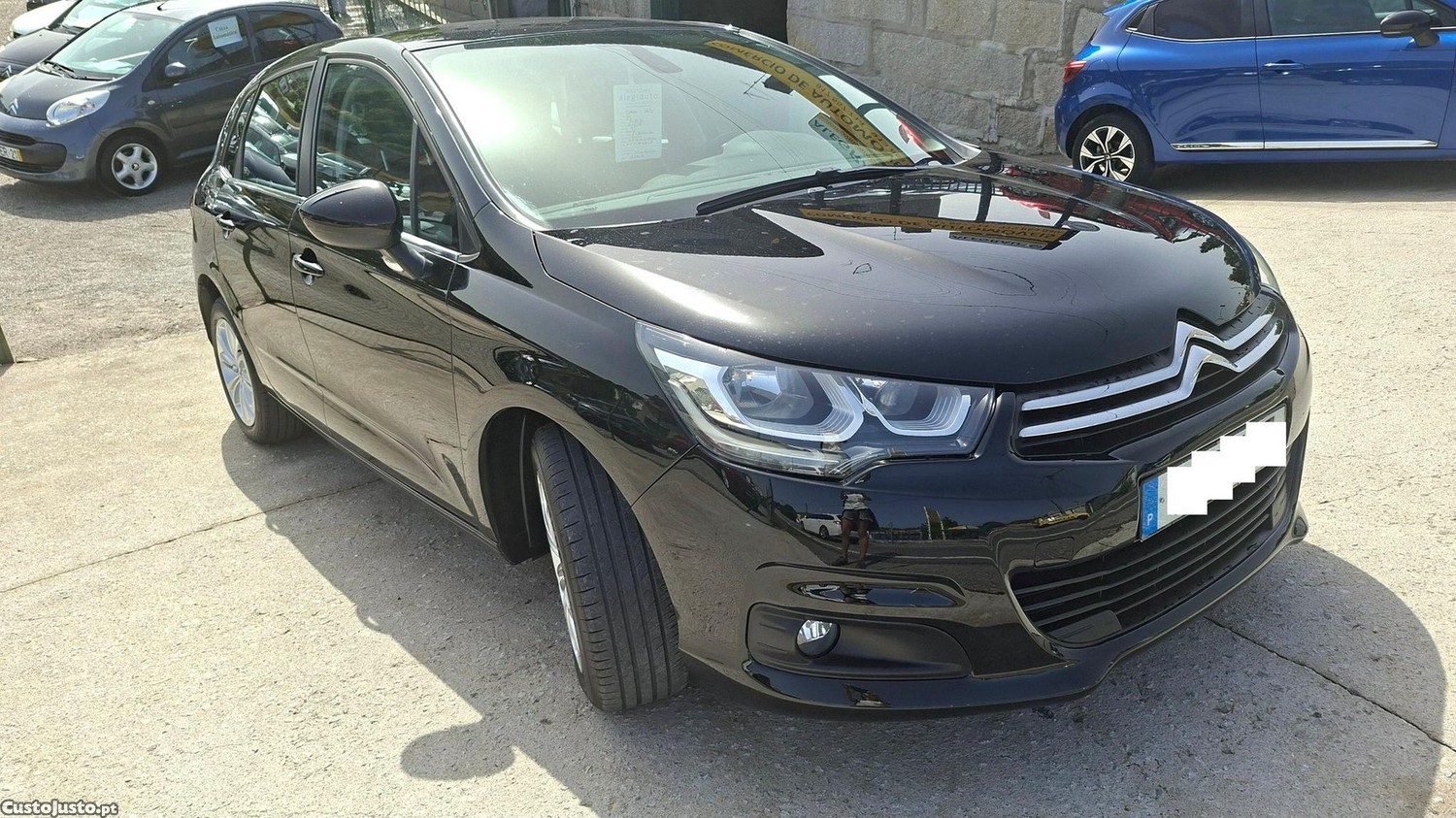 Citroën C4 1.6 BlueHDi Feel EAT6 - 17 — photo 2