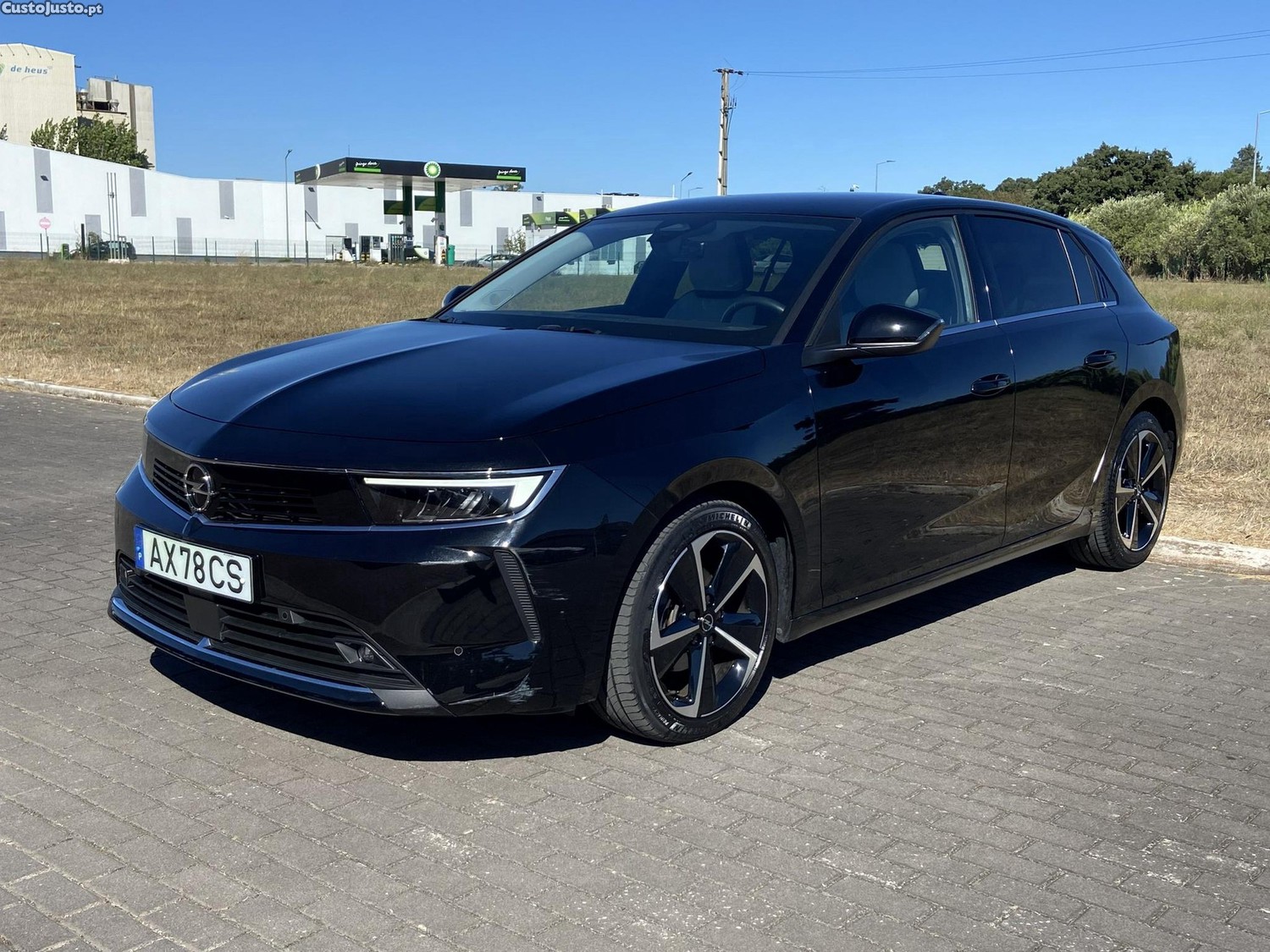 Opel Astra 1.2 T Elegance — fotografia 22