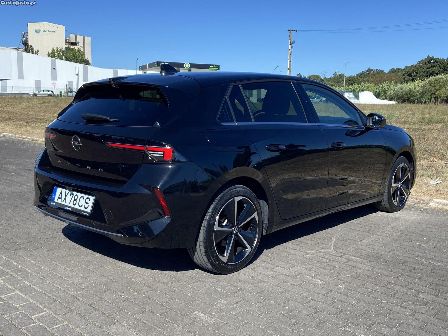 Opel Astra 1.2 T Elegance — fotografia 14