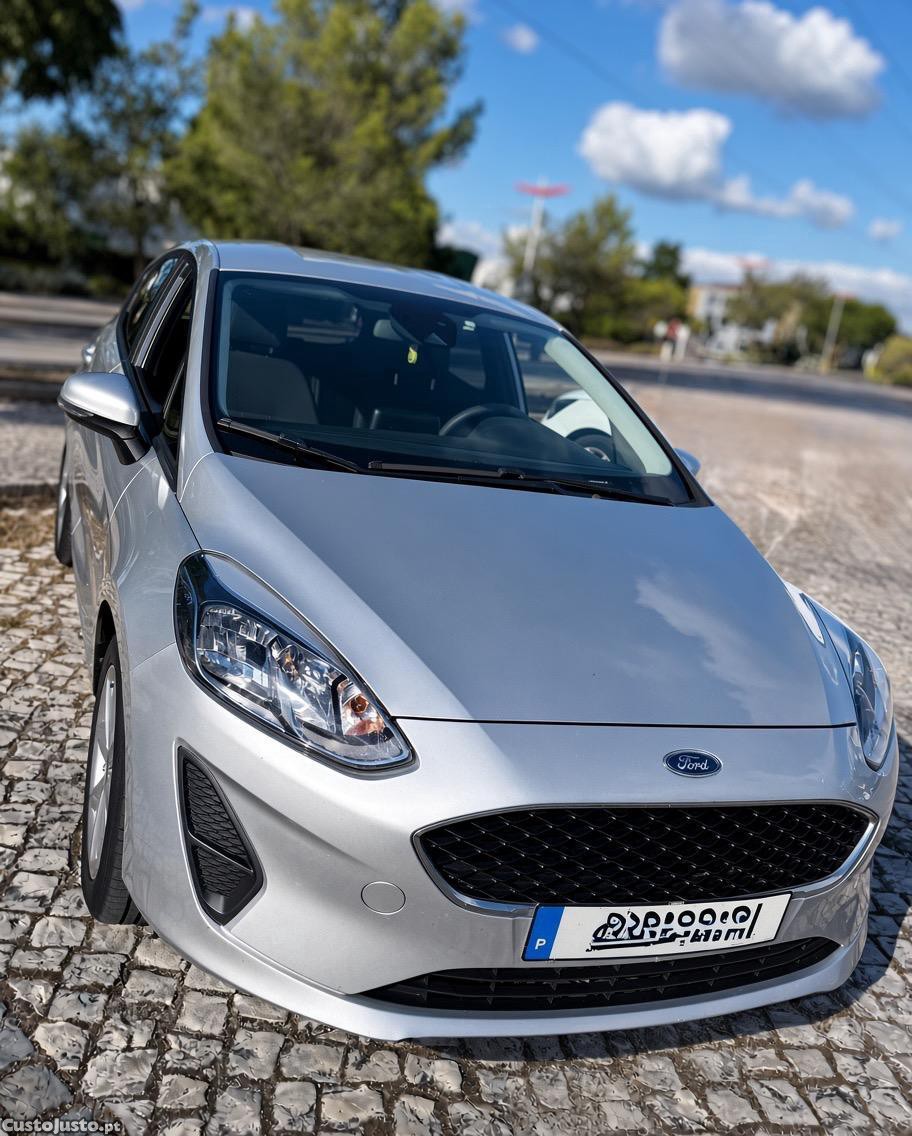 Ford Fiesta 1.1 - 20 foto 2