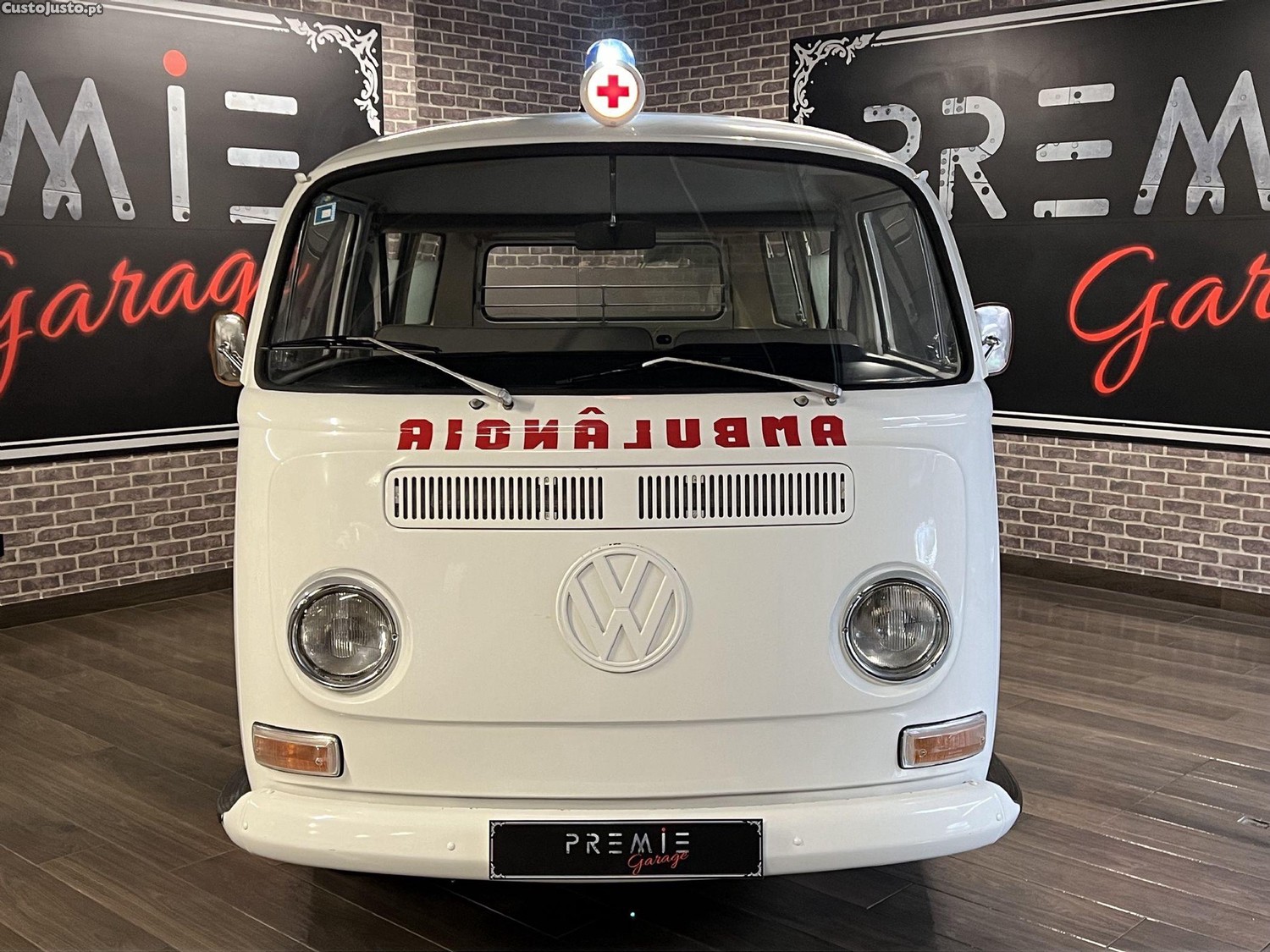 VW  Type 2 Ambulância Cruz Vermelha — photo 3