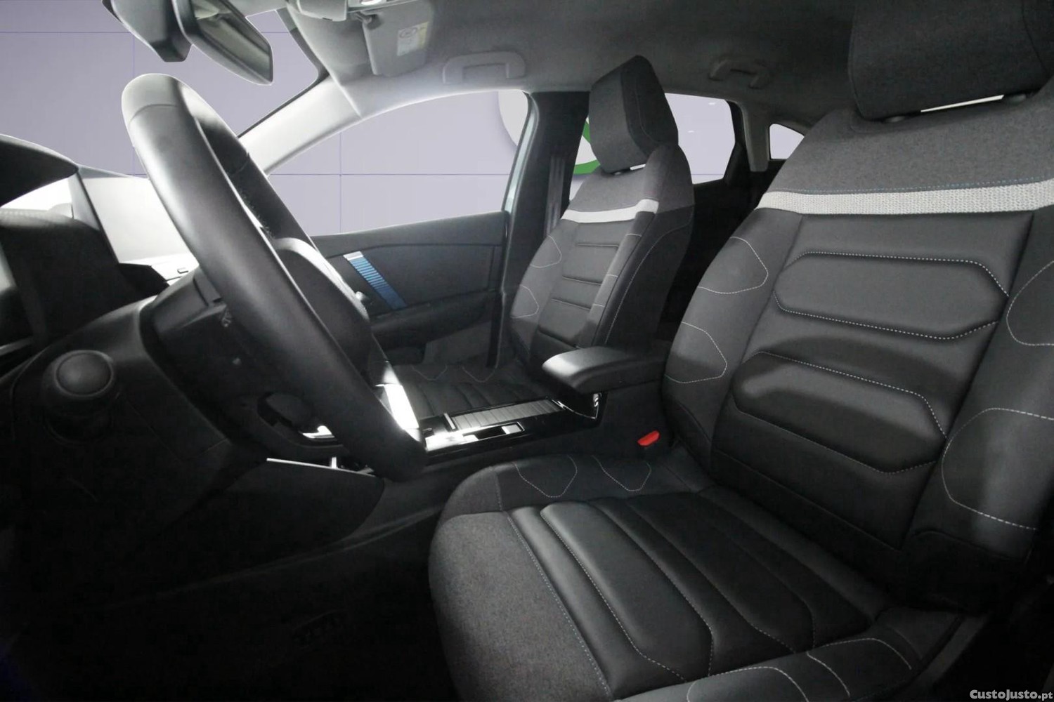 Citroën e-C4 136 Standard-Range PLUS — fotografia 7