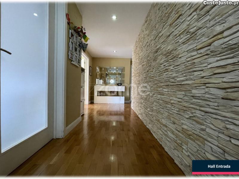 Apartamento T4 Com Suite