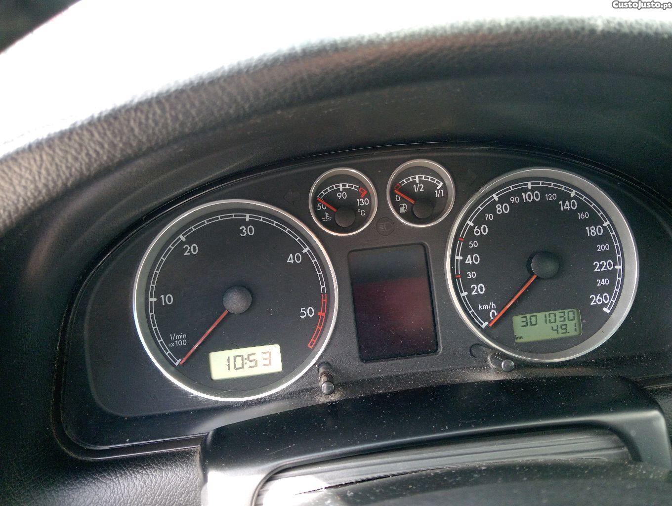 Volkswagen Passat 1.9 TDI 130cv variant — fotografia 3