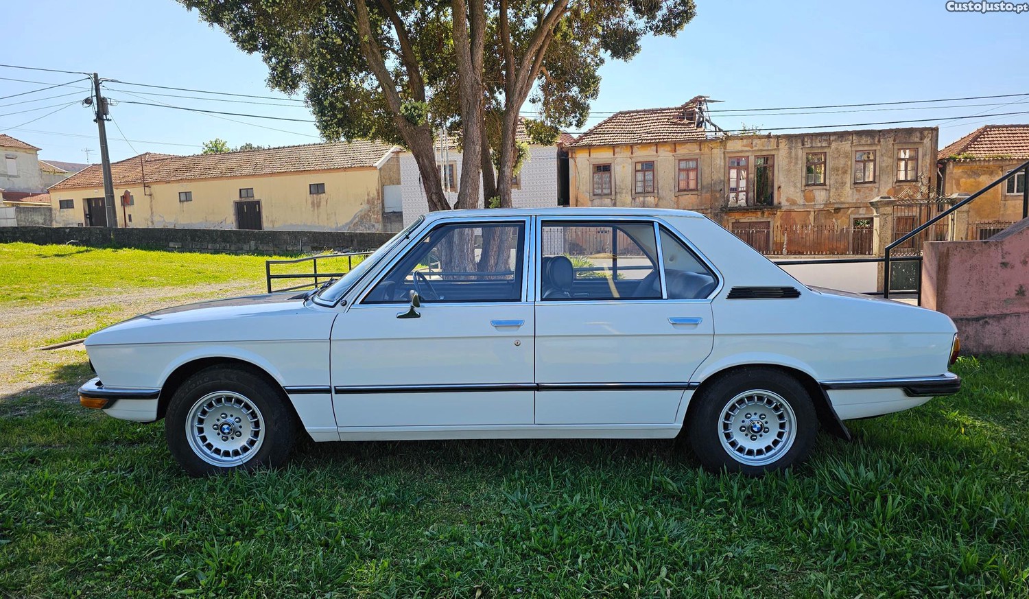 BMW 520 E12 Primeira Serie Classico Nacional Restaurado — fotografia 11