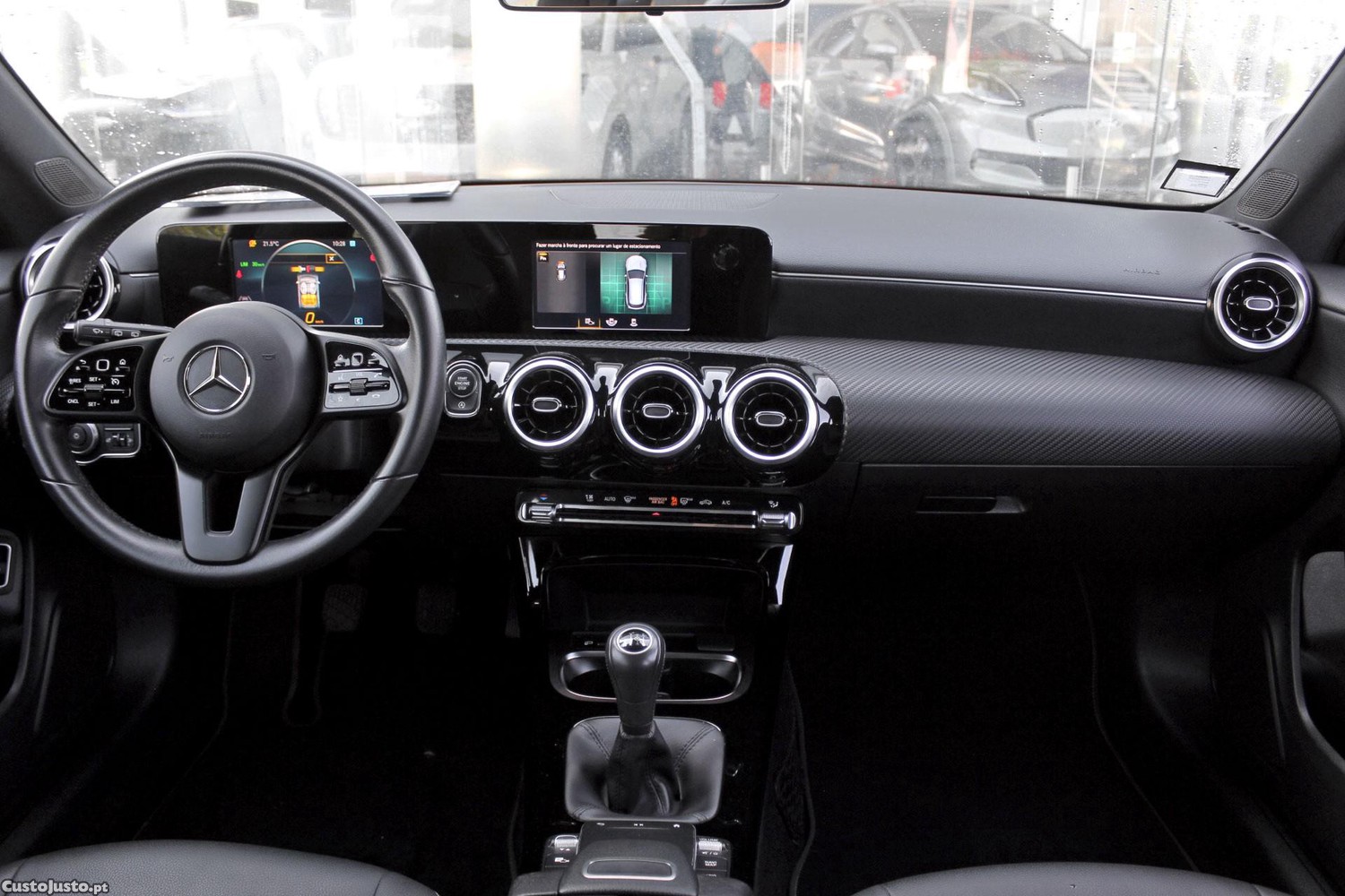Mercedes-Benz CLA 180 d Style — fotografia 4