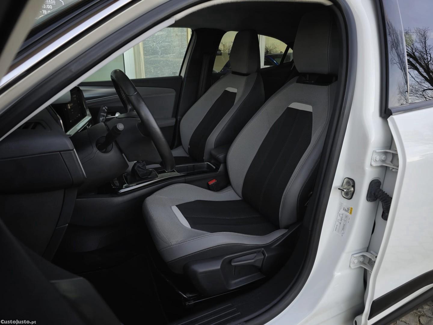 Opel Mokka 1.2 T Elegance — fotografia 20