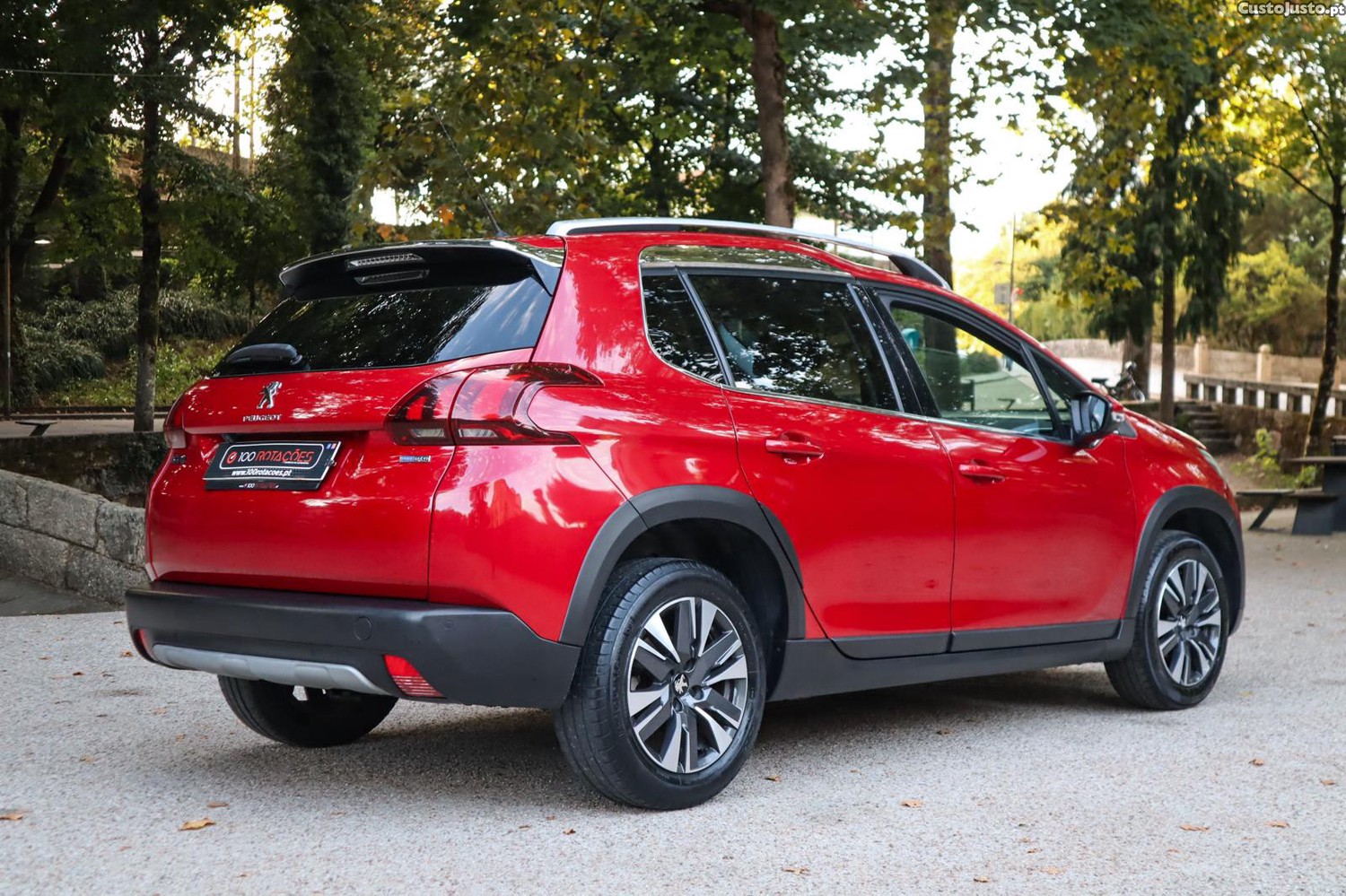 Peugeot 2008 1.2 PureTech Allure | Desde 195 /Mês | Garantia 18 Meses — photo 5