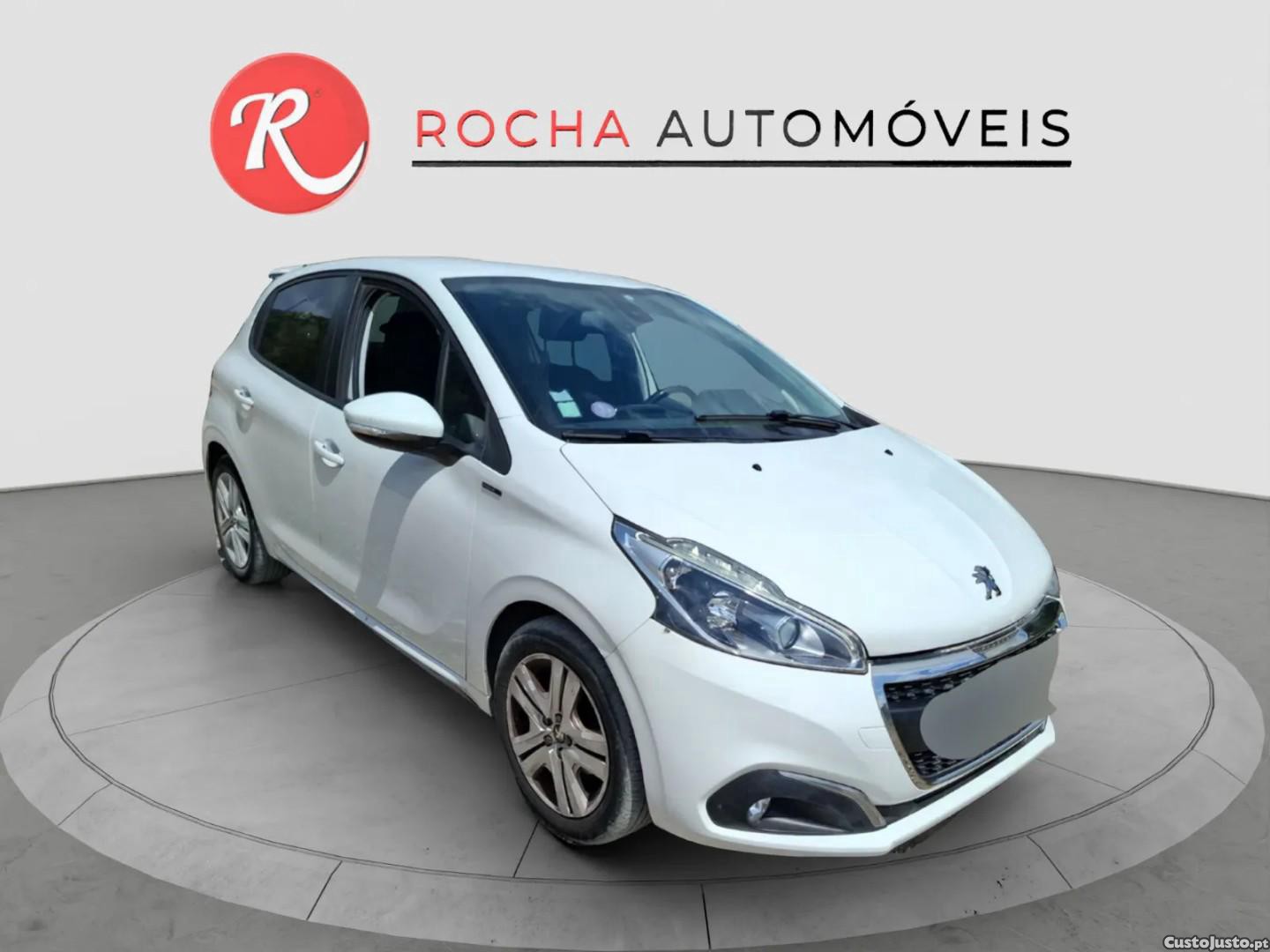 Peugeot 208 1.2 PureTech Signature — fotografia 5