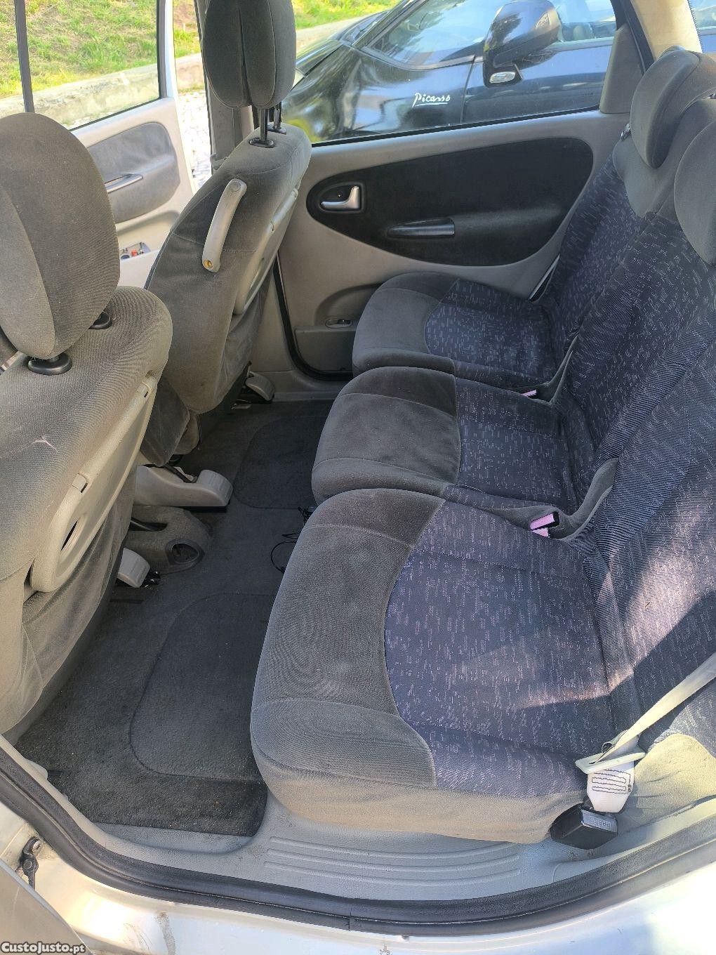 Renault Scénic 1.4 — fotografia 3
