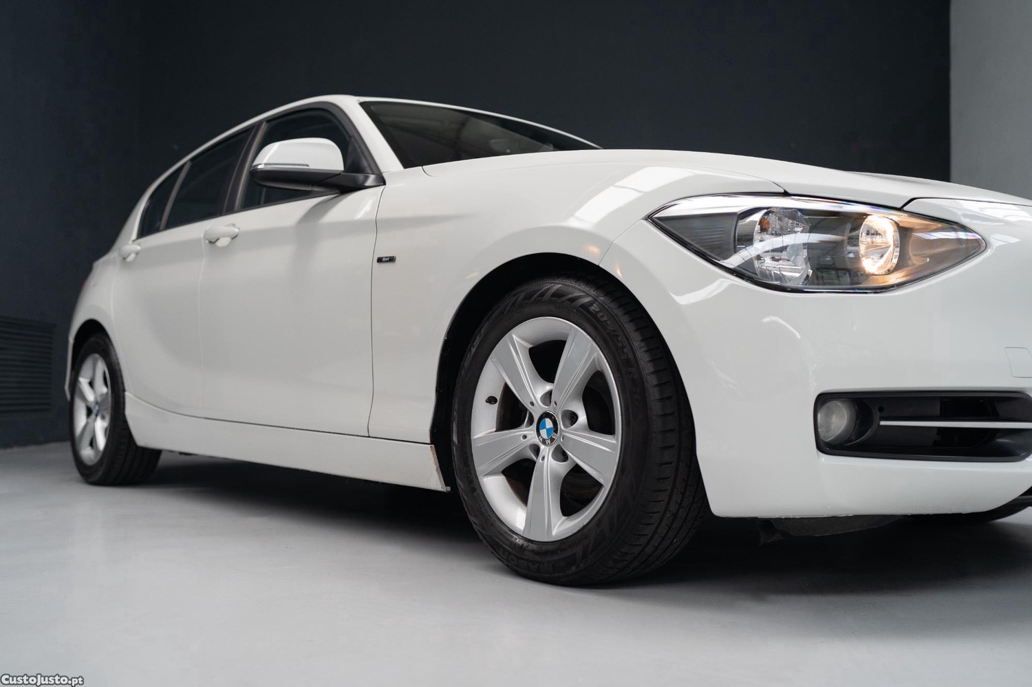 BMW 116 d EDynamics Line Sport — fotografia 20