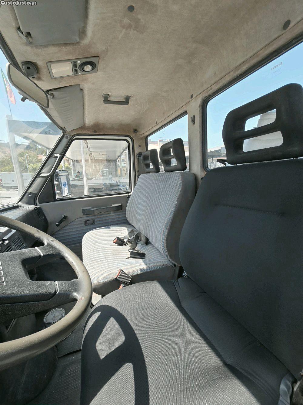Iveco Daily Pronto Socorro Ligeiro Homologado — fotografia 3