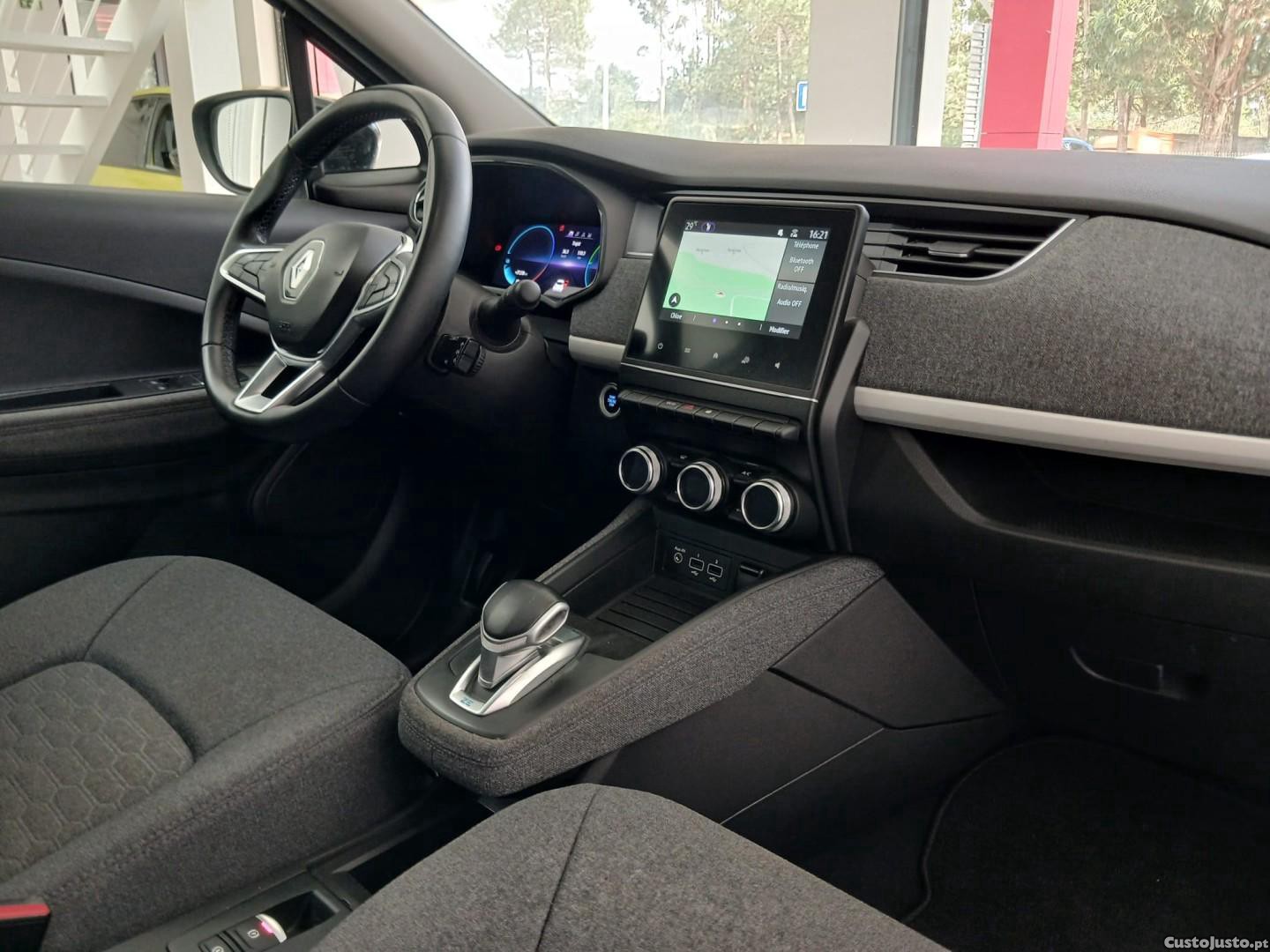 Renault Zoe (c/ Bateria) E-Tech EV50 Equilibre — fotografia 8