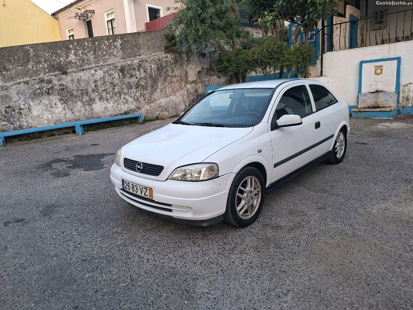 Opel Astra 1.7 CDTI gasóleo — fotografia 6