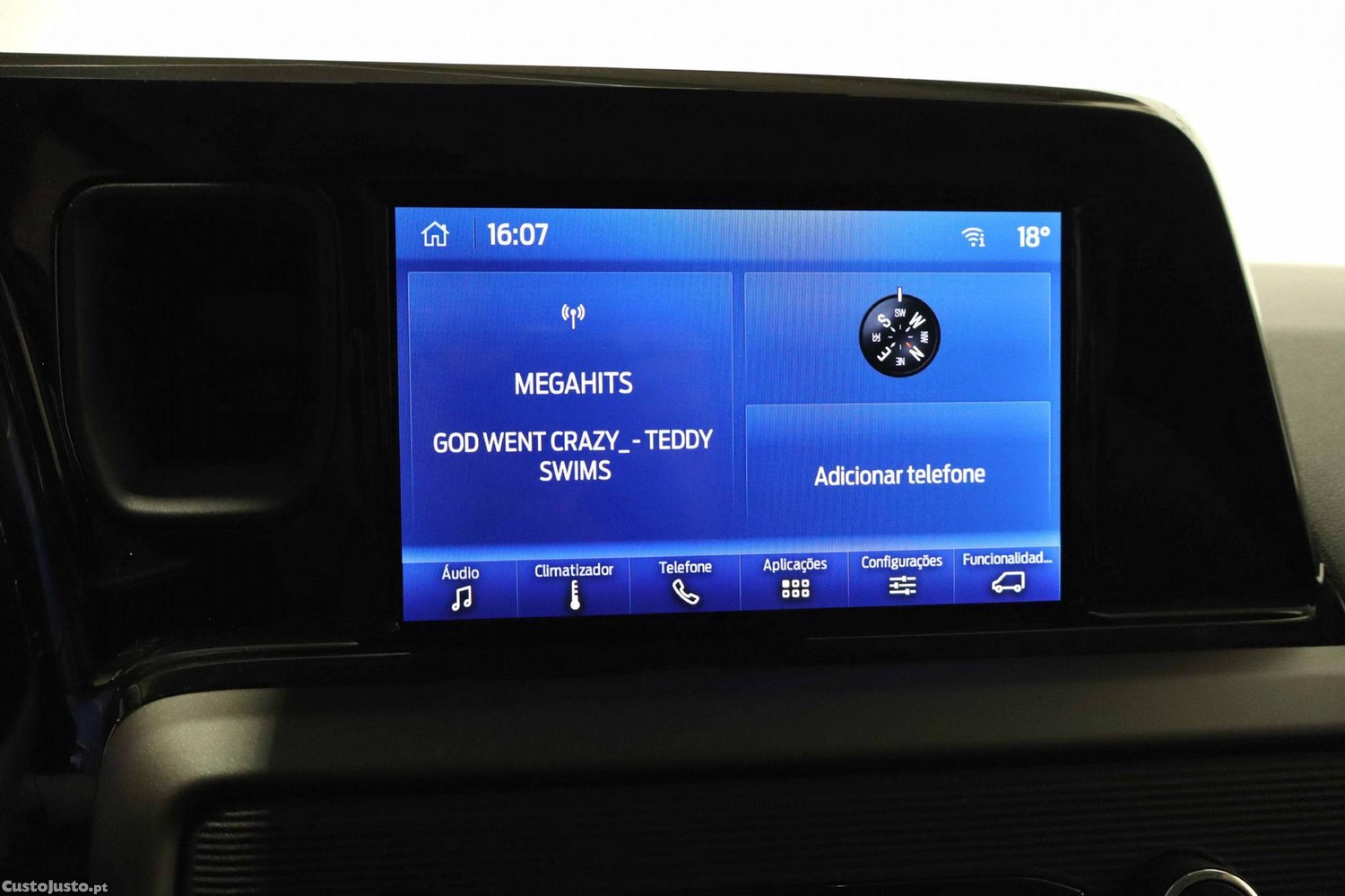 Ford Tourneo 1.0 EcoBoost Titanium — fotografia 9