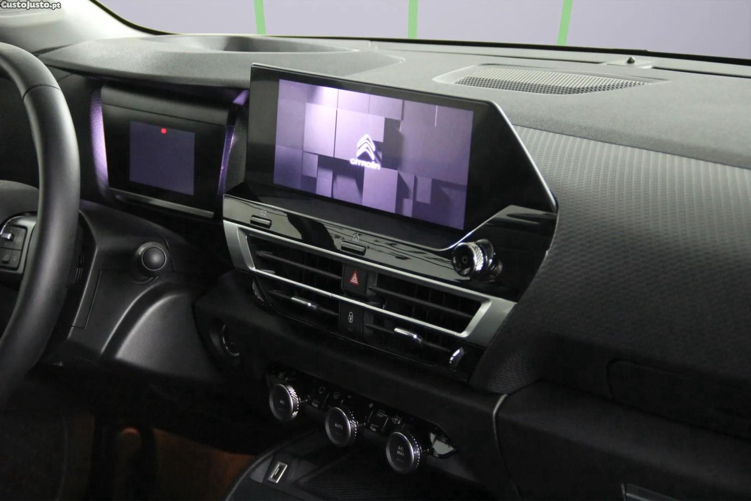 Citroën e-C4 136 Standard-Range PLUS — fotografia 8