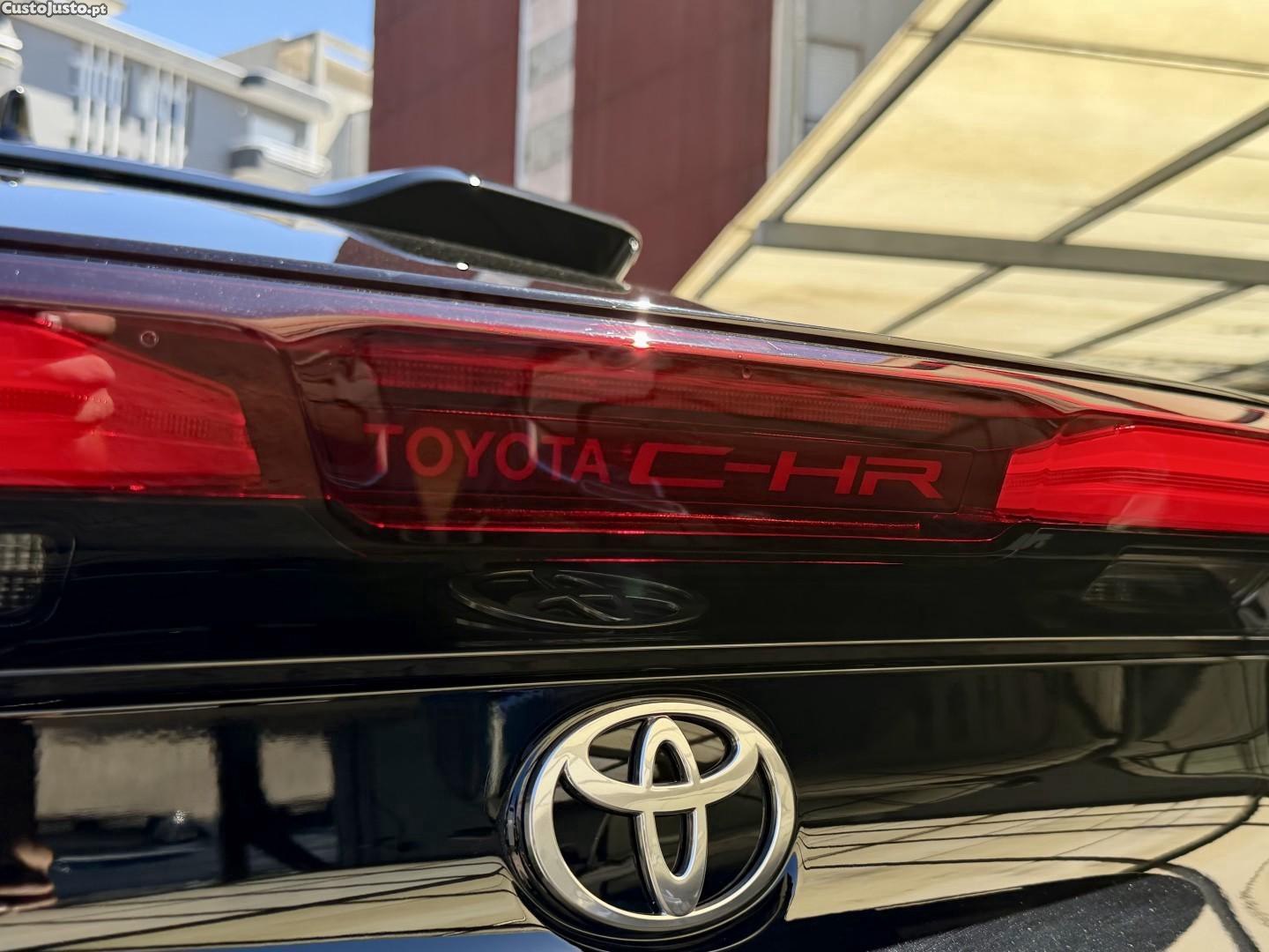 Toyota C-HR 2.0 HDF Plug-in GR Sport Premiere Edition — fotografia 14